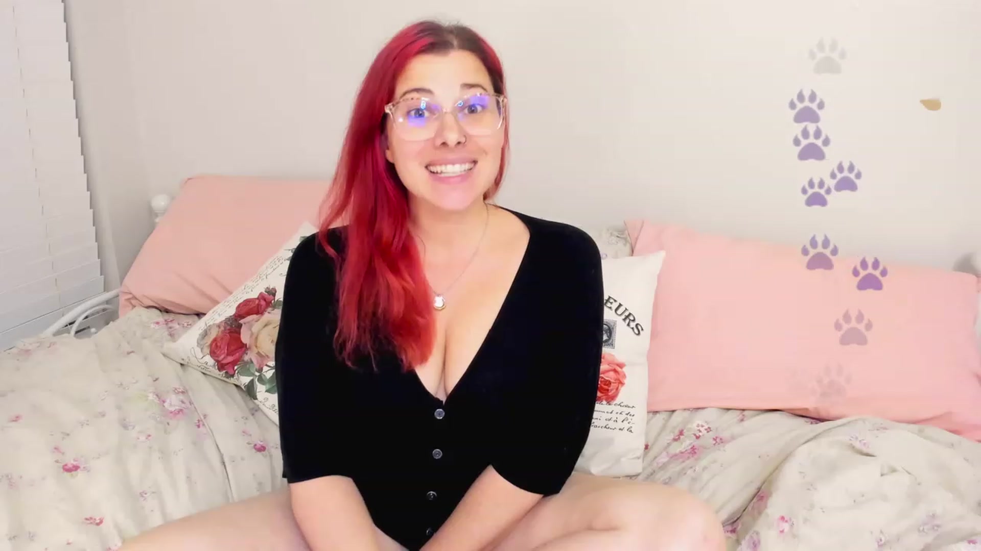 Gallery image thumbnail from FoxyDame's myfreecams stream on, 02/19/2023, 04:57 image 16 of 20