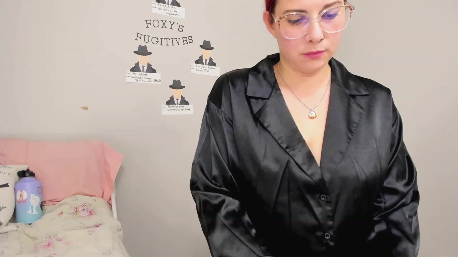 Gallery image thumbnail from FoxyDame's myfreecams stream on, 02/20/2023, 05:53 image 6 of 20