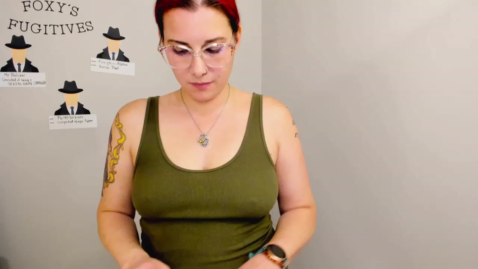 Gallery image thumbnail from FoxyDame's myfreecams stream on, 02/23/2023, 04:09 image 11 of 20