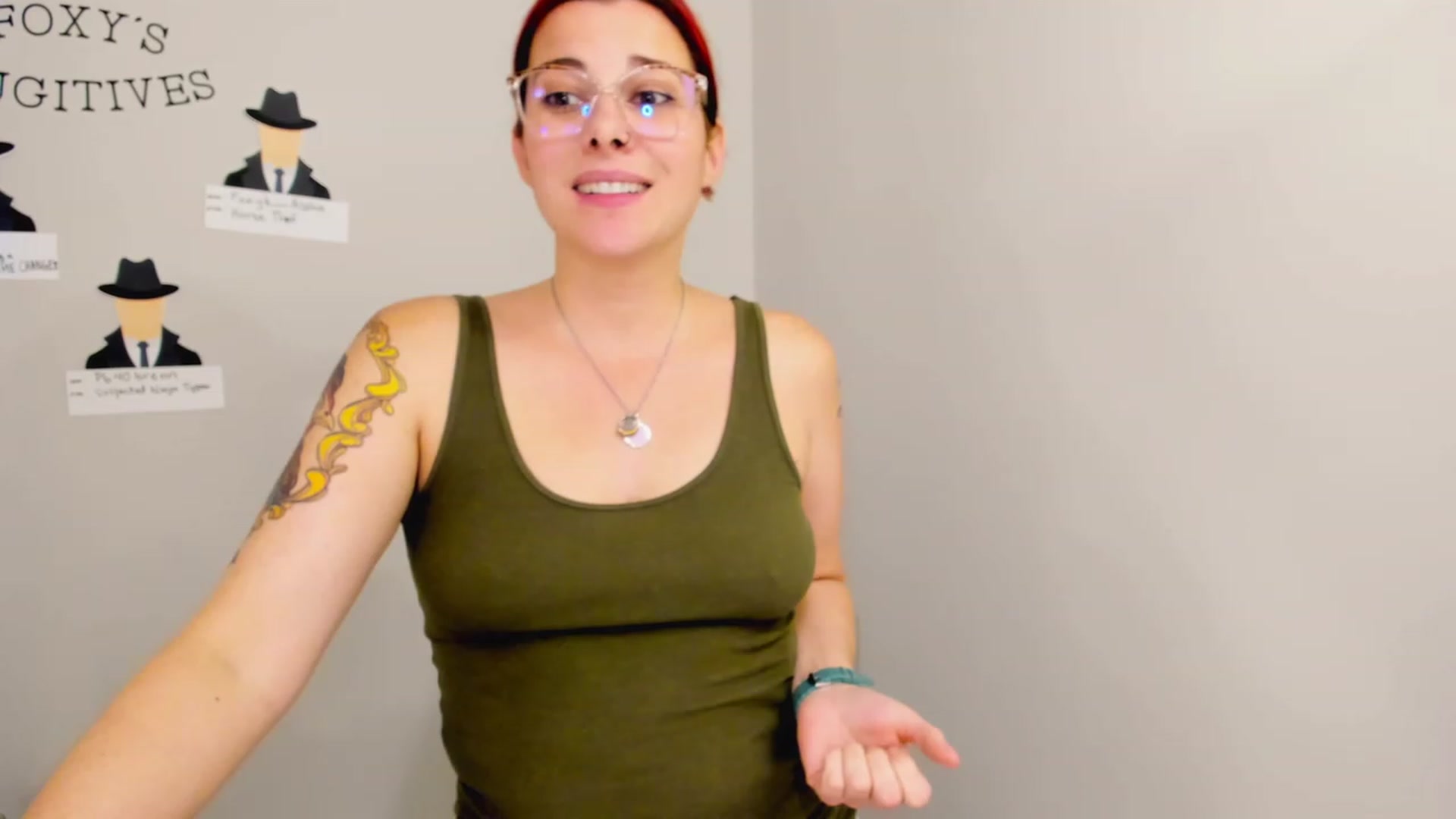 Gallery image thumbnail from FoxyDame's myfreecams stream on, 02/23/2023, 07:12 image 6 of 20