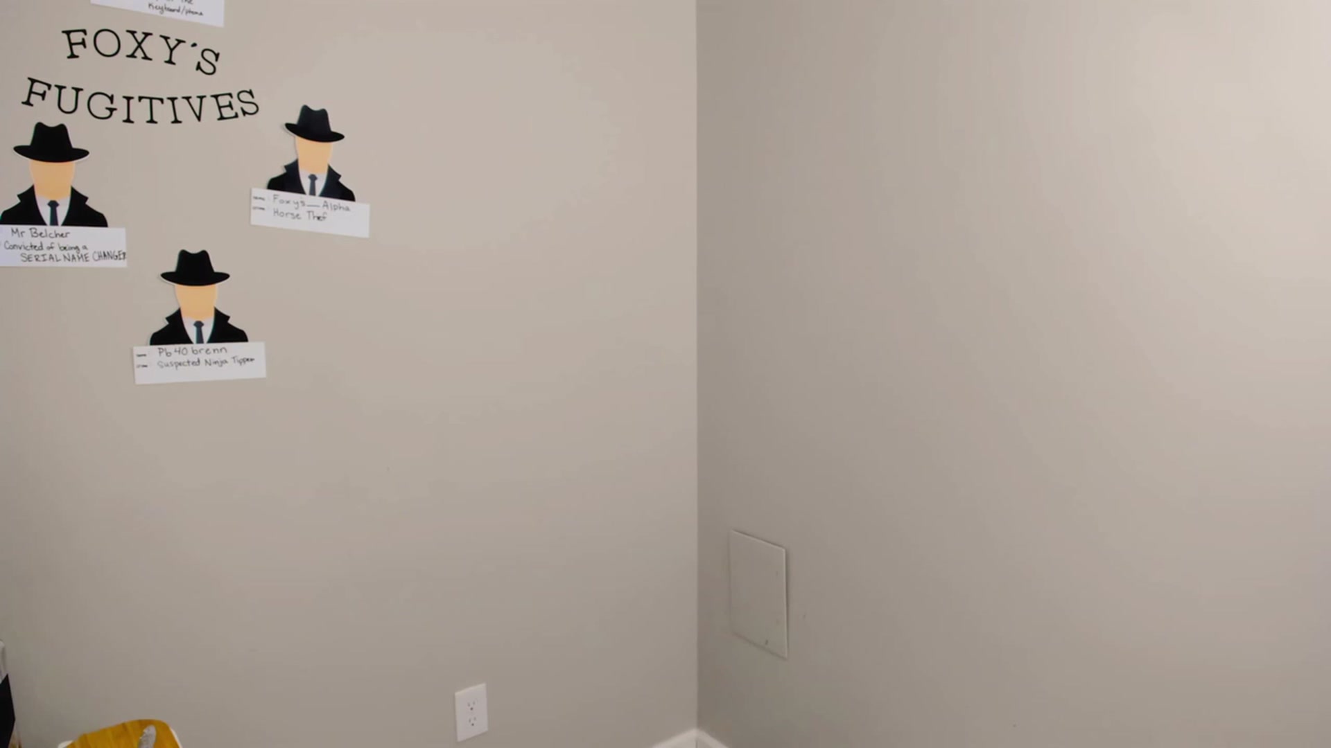 Gallery image thumbnail from FoxyDame's myfreecams stream on, 02/24/2023, 04:08 image 10 of 20