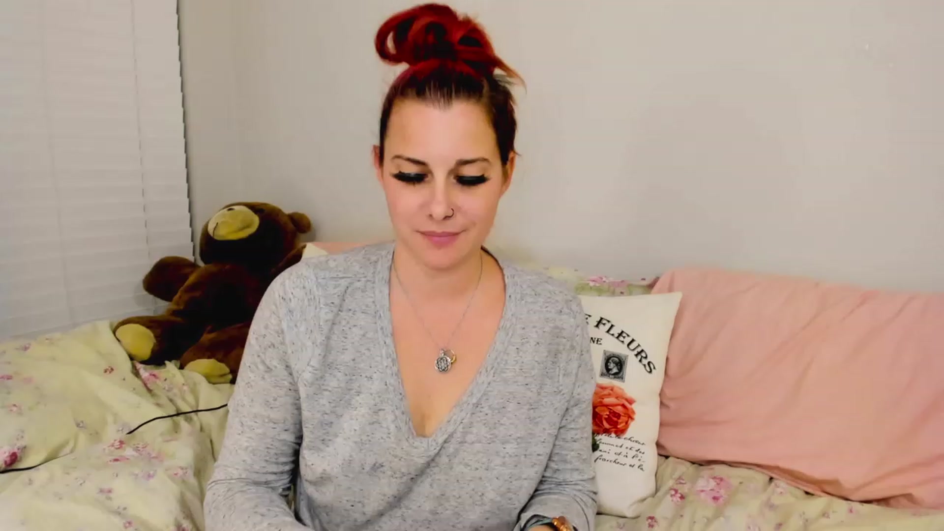 Gallery image thumbnail from FoxyDame's myfreecams stream on, 02/25/2023, 07:12 image 16 of 20