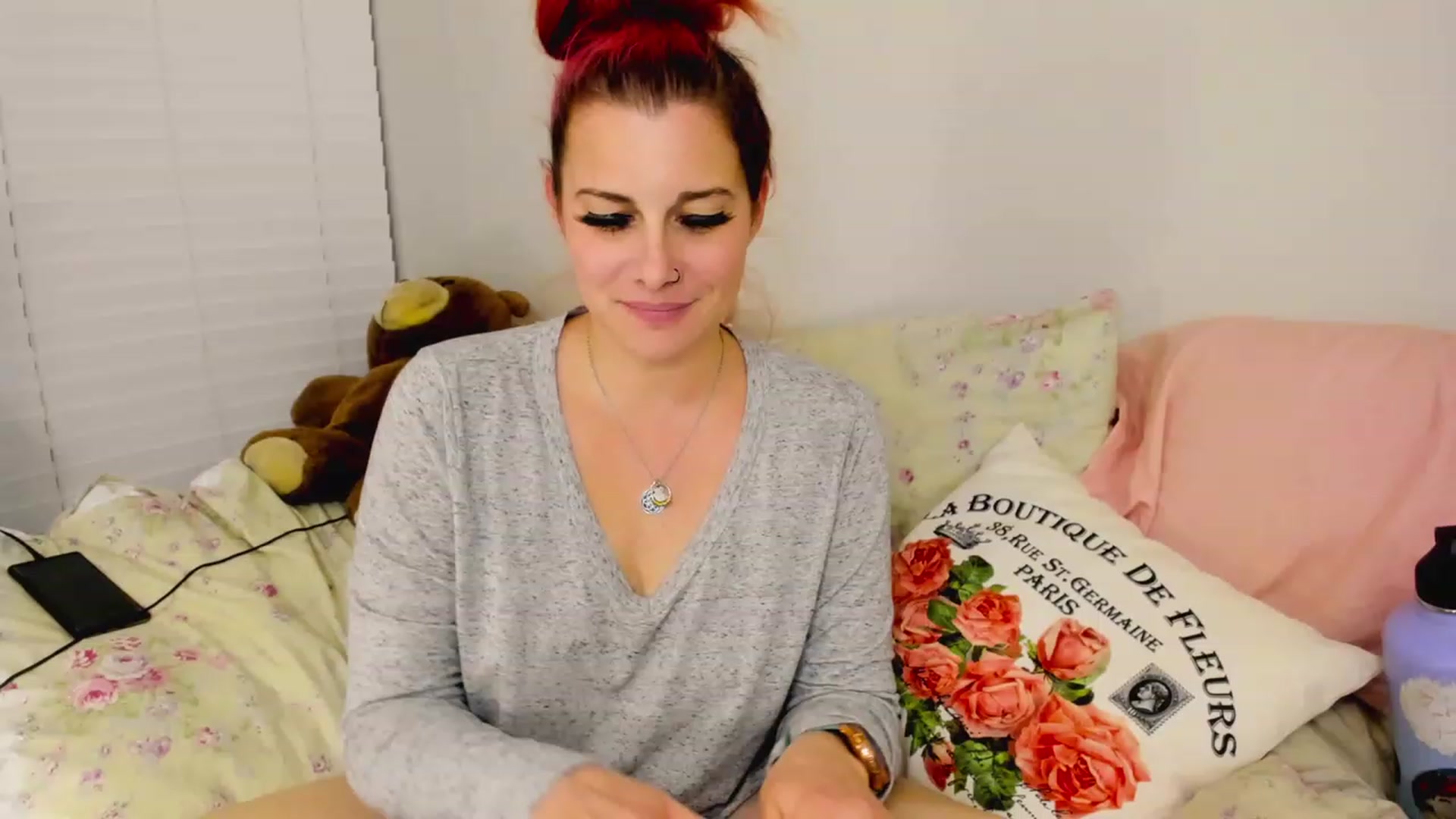 Gallery image thumbnail from FoxyDame's myfreecams stream on, 02/25/2023, 09:14 image 5 of 20
