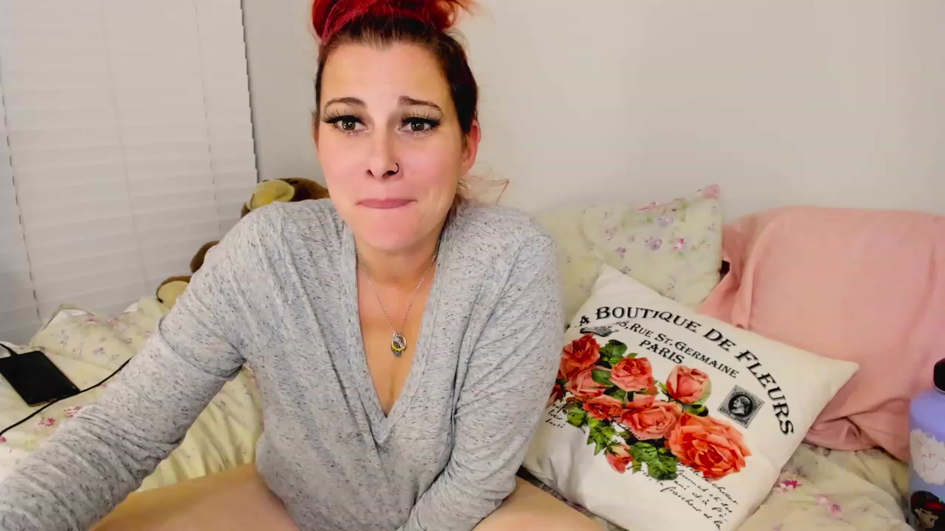 Gallery image thumbnail from FoxyDame's myfreecams stream on, 02/25/2023, 09:14 image 1 of 20