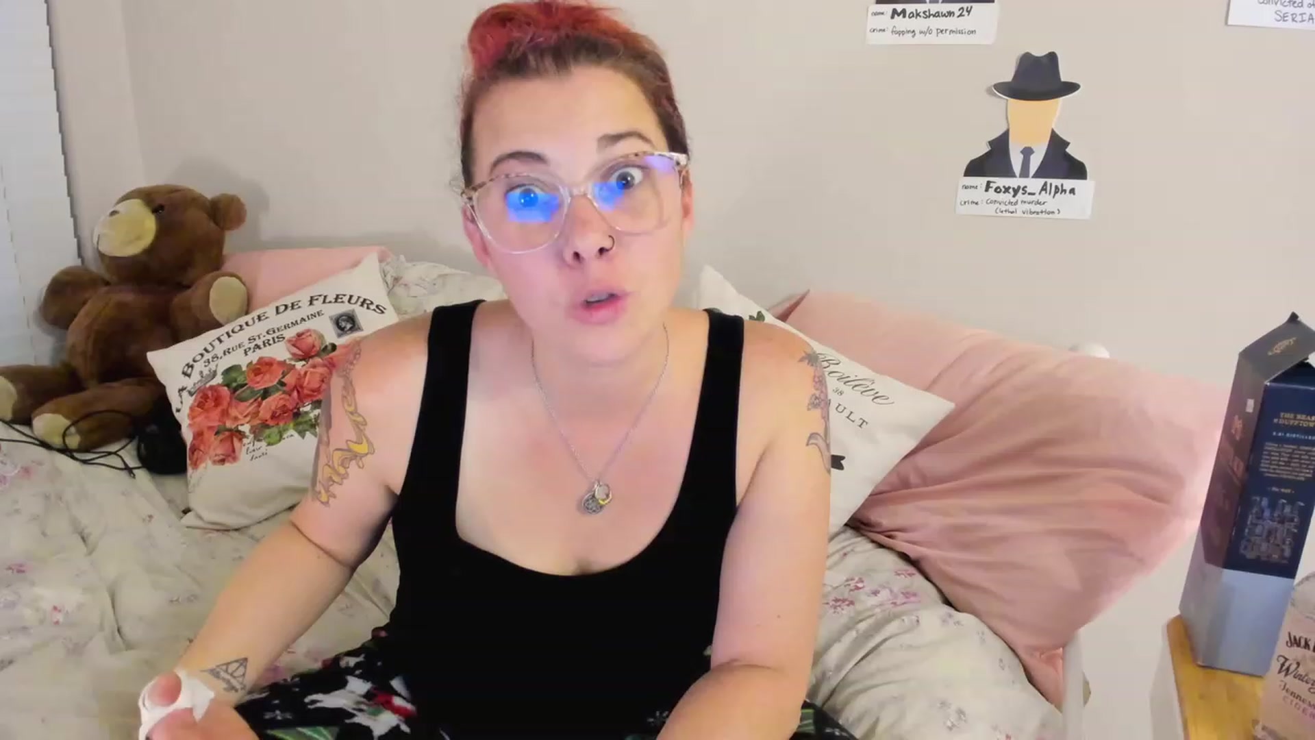 Gallery image thumbnail from FoxyDame's myfreecams stream on, 02/27/2023, 08:18 image 6 of 20
