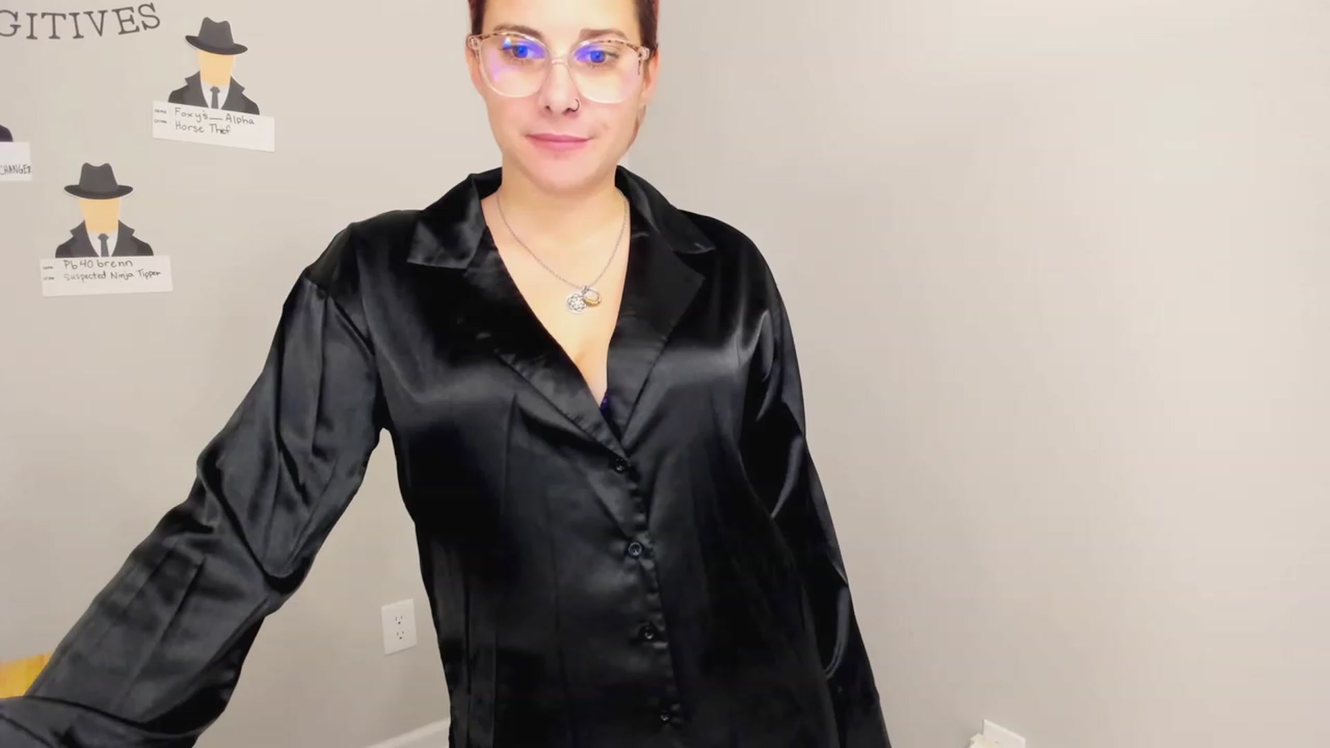 Gallery image thumbnail from FoxyDame's myfreecams stream on, 03/01/2023, 03:27 image 9 of 20