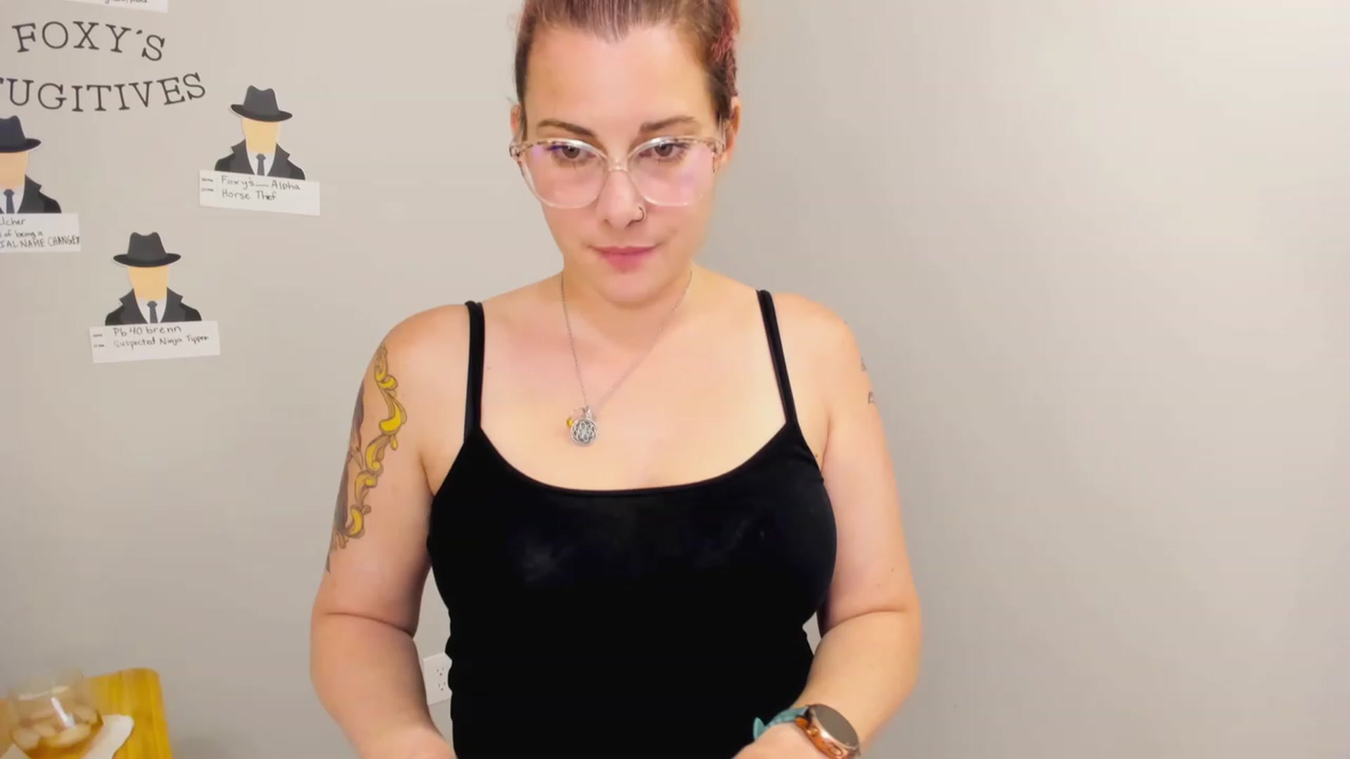 Gallery image thumbnail from FoxyDame's myfreecams stream on, 03/03/2023, 05:46 image 14 of 20