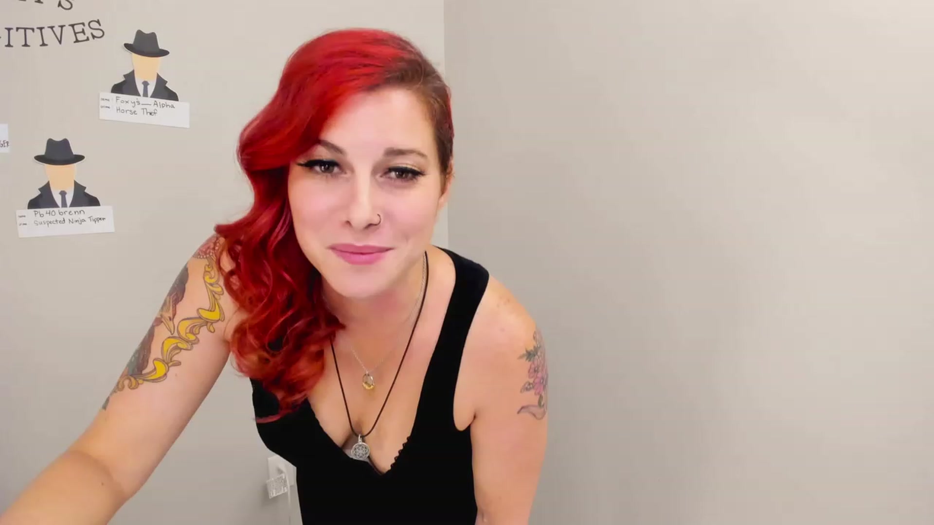 Gallery image thumbnail from FoxyDame's myfreecams stream on, 03/11/2023, 06:14 image 9 of 20