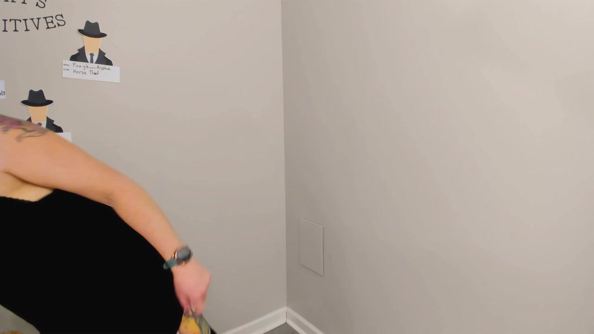 Gallery image thumbnail from FoxyDame's myfreecams stream on, 03/11/2023, 06:14 image 8 of 20