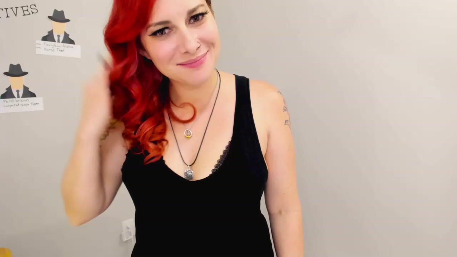 Gallery image thumbnail from FoxyDame's myfreecams stream on, 03/11/2023, 08:29 image 13 of 20