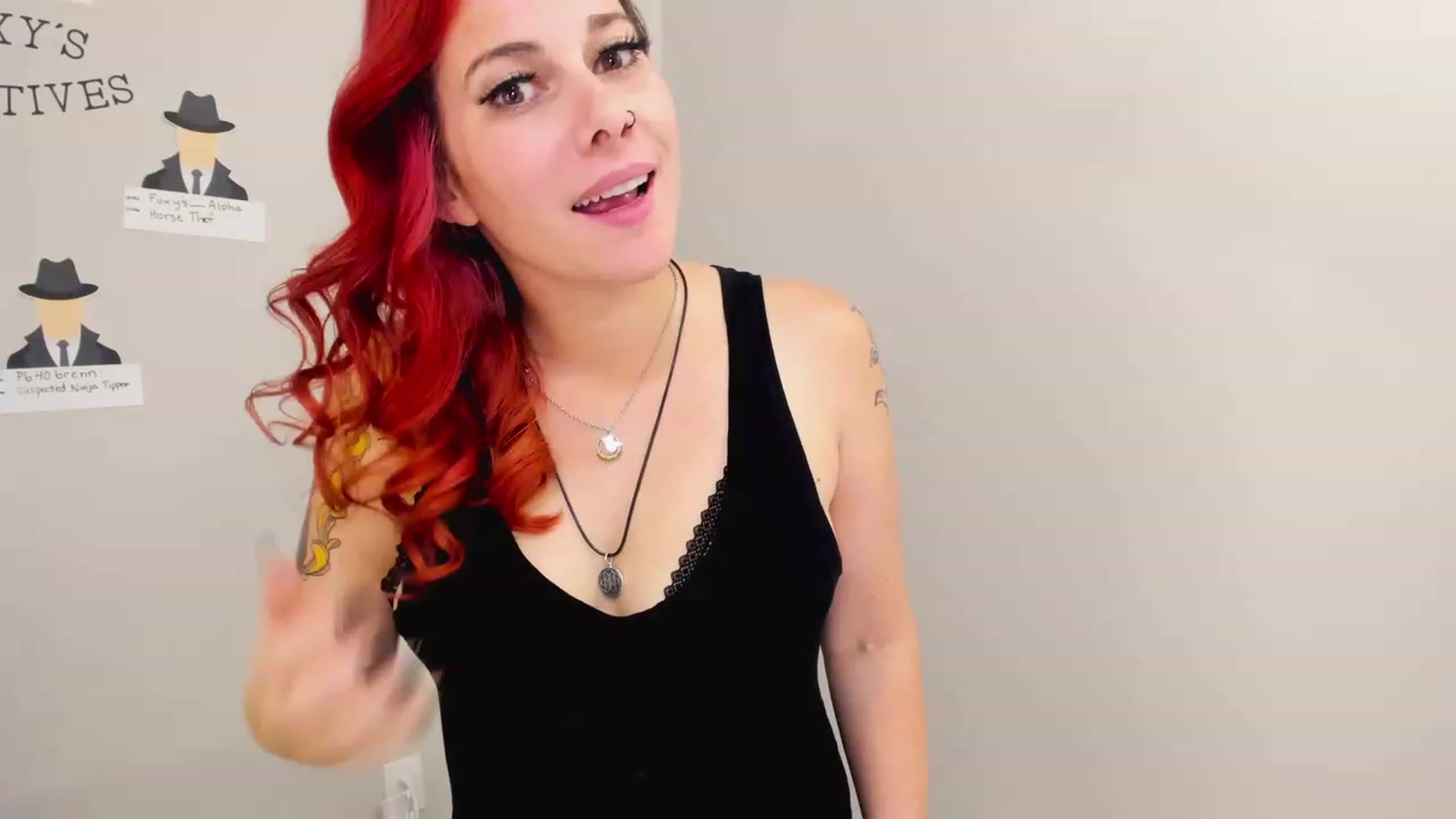 Gallery image thumbnail from FoxyDame's myfreecams stream on, 03/11/2023, 08:29 image 20 of 20