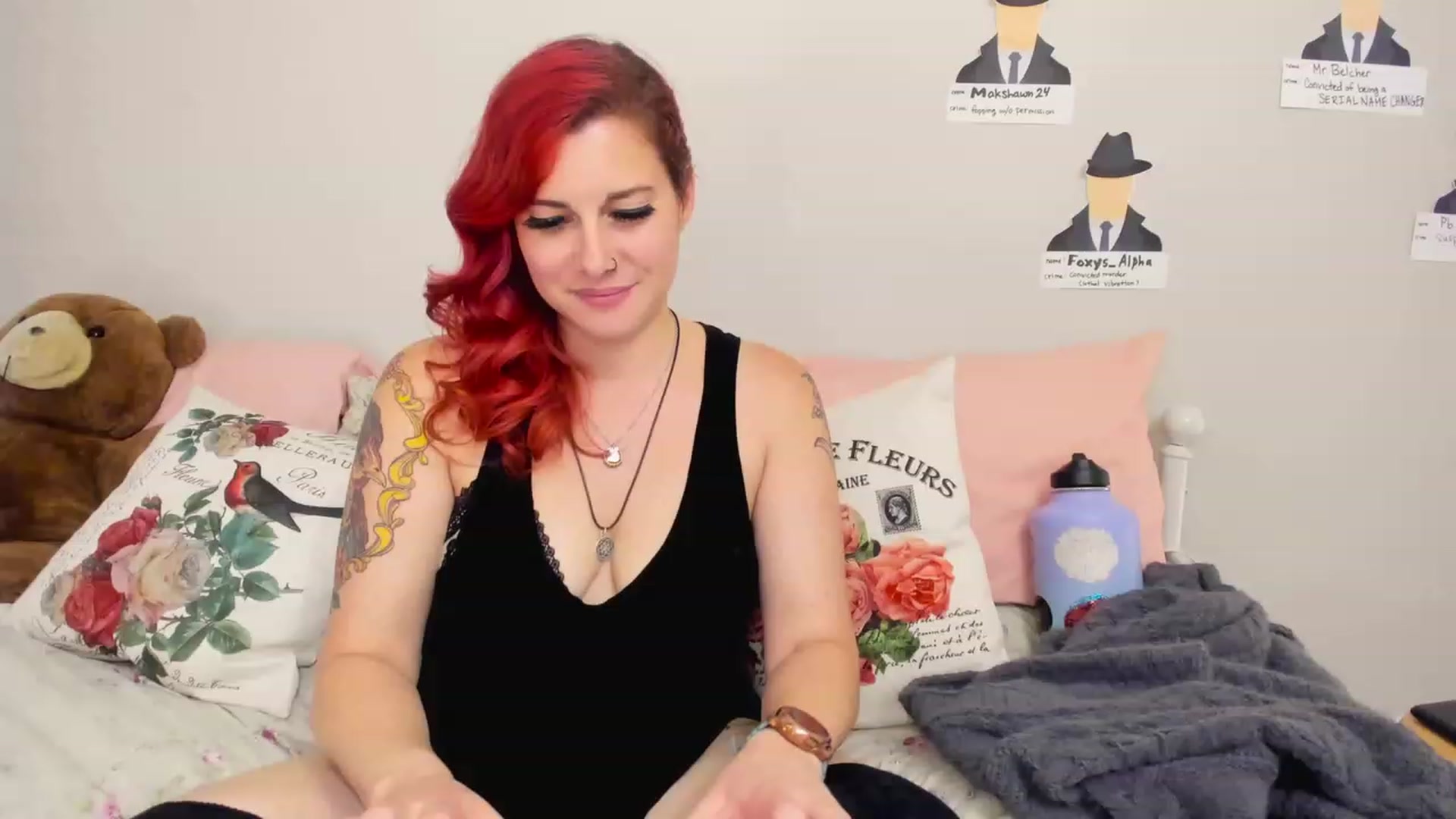 Gallery image thumbnail from FoxyDame's myfreecams stream on, 03/11/2023, 08:52 image 18 of 20