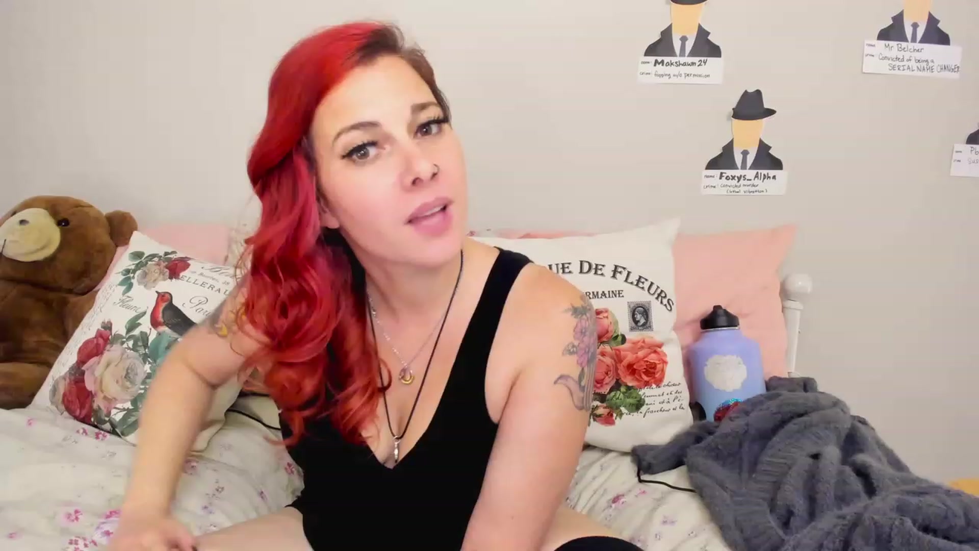 Gallery image thumbnail from FoxyDame's myfreecams stream on, 03/11/2023, 08:52 image 9 of 20