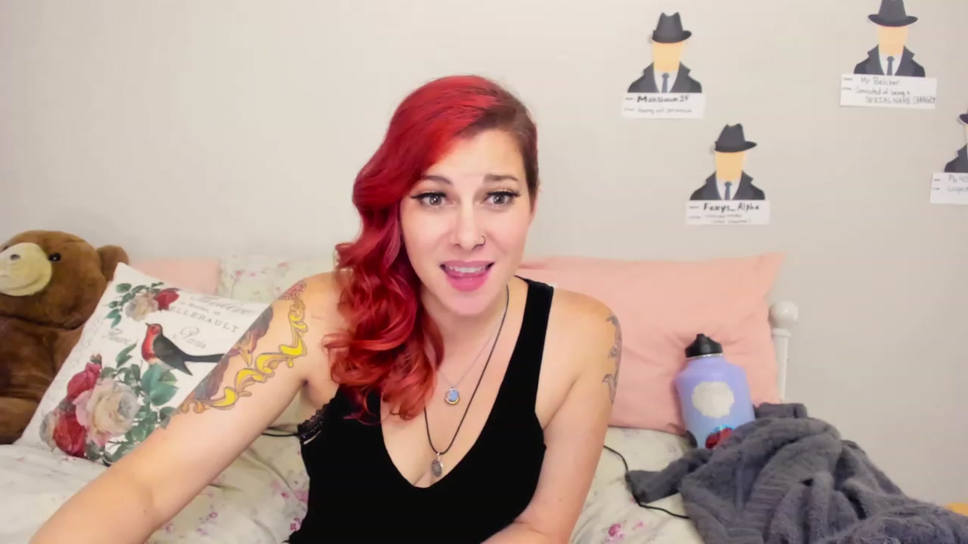 Gallery image thumbnail from FoxyDame's myfreecams stream on, 03/11/2023, 08:52 image 5 of 20
