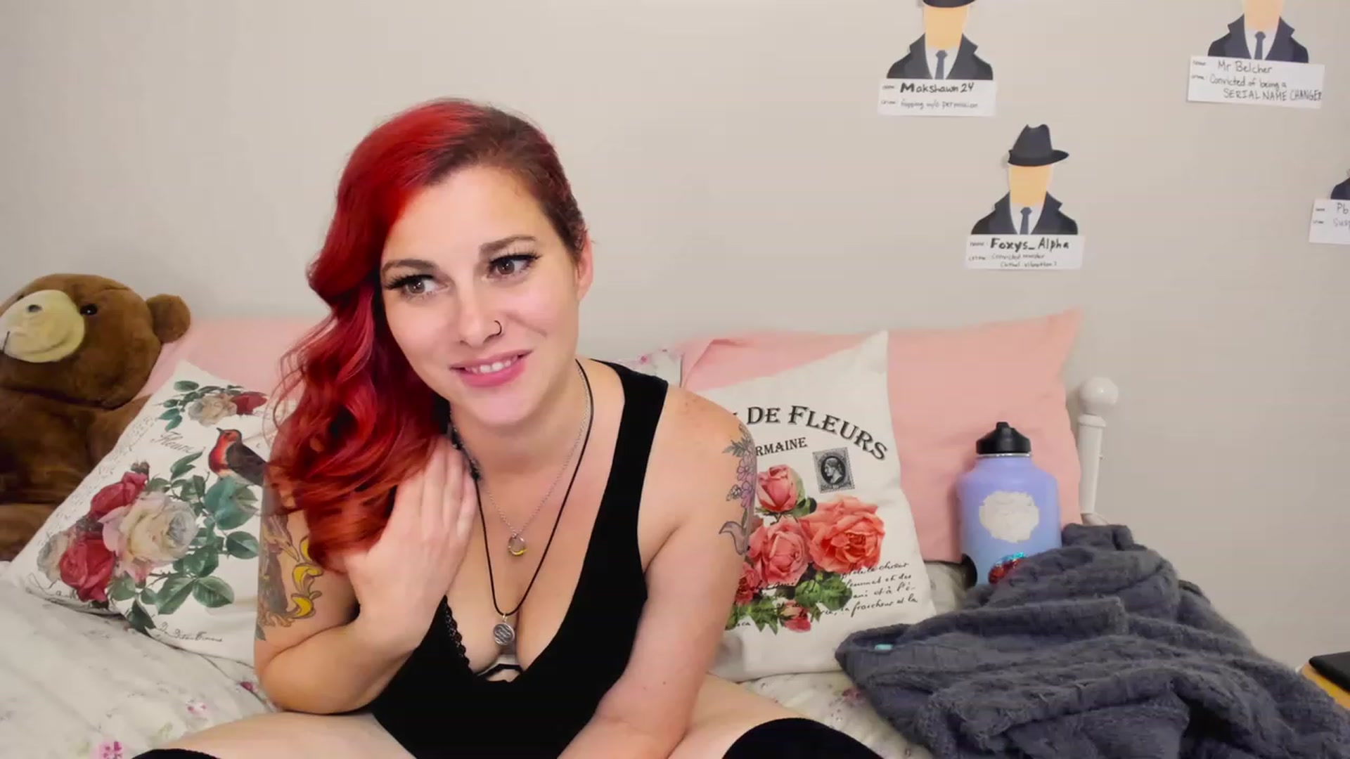 Gallery image thumbnail from FoxyDame's myfreecams stream on, 03/11/2023, 08:52 image 20 of 20