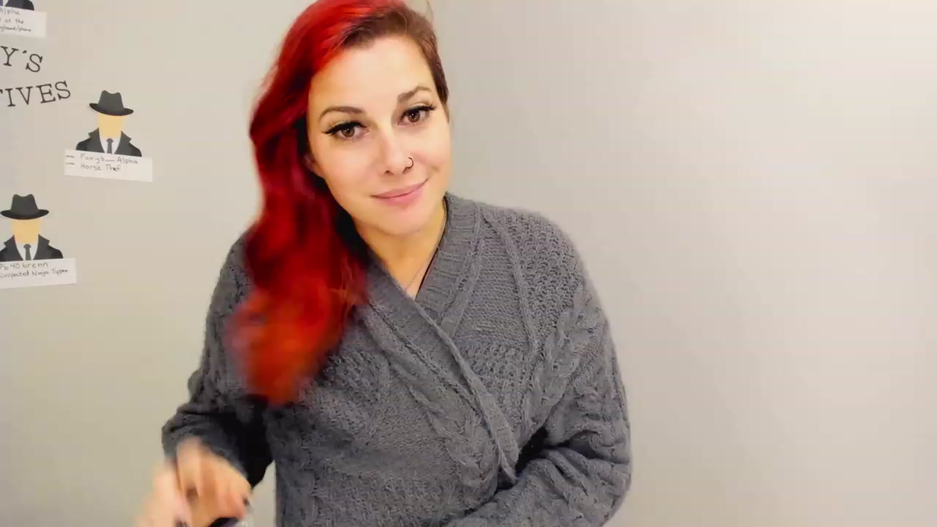 Gallery image thumbnail from FoxyDame's myfreecams stream on, 03/12/2023, 07:57 image 15 of 20