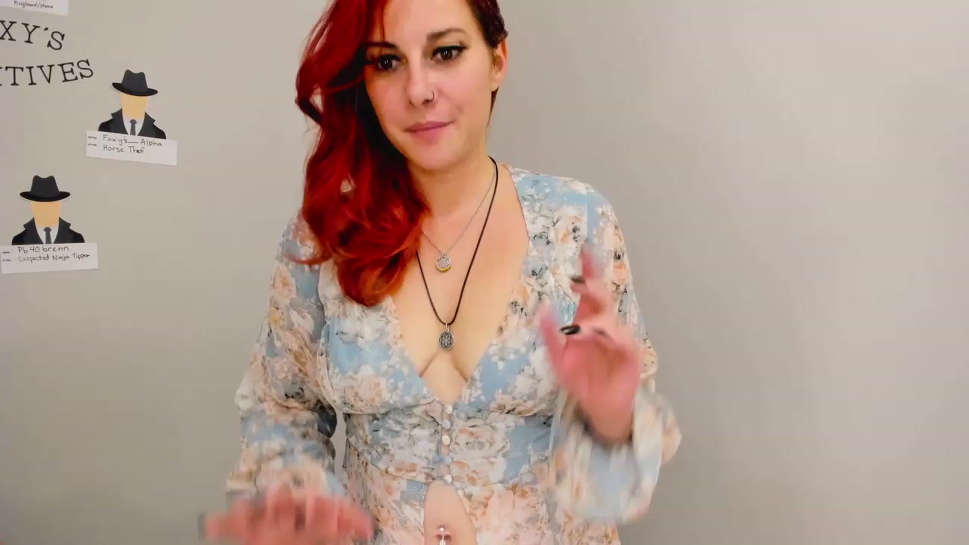 Gallery image thumbnail from FoxyDame's myfreecams stream on, 03/12/2023, 07:57 image 3 of 20