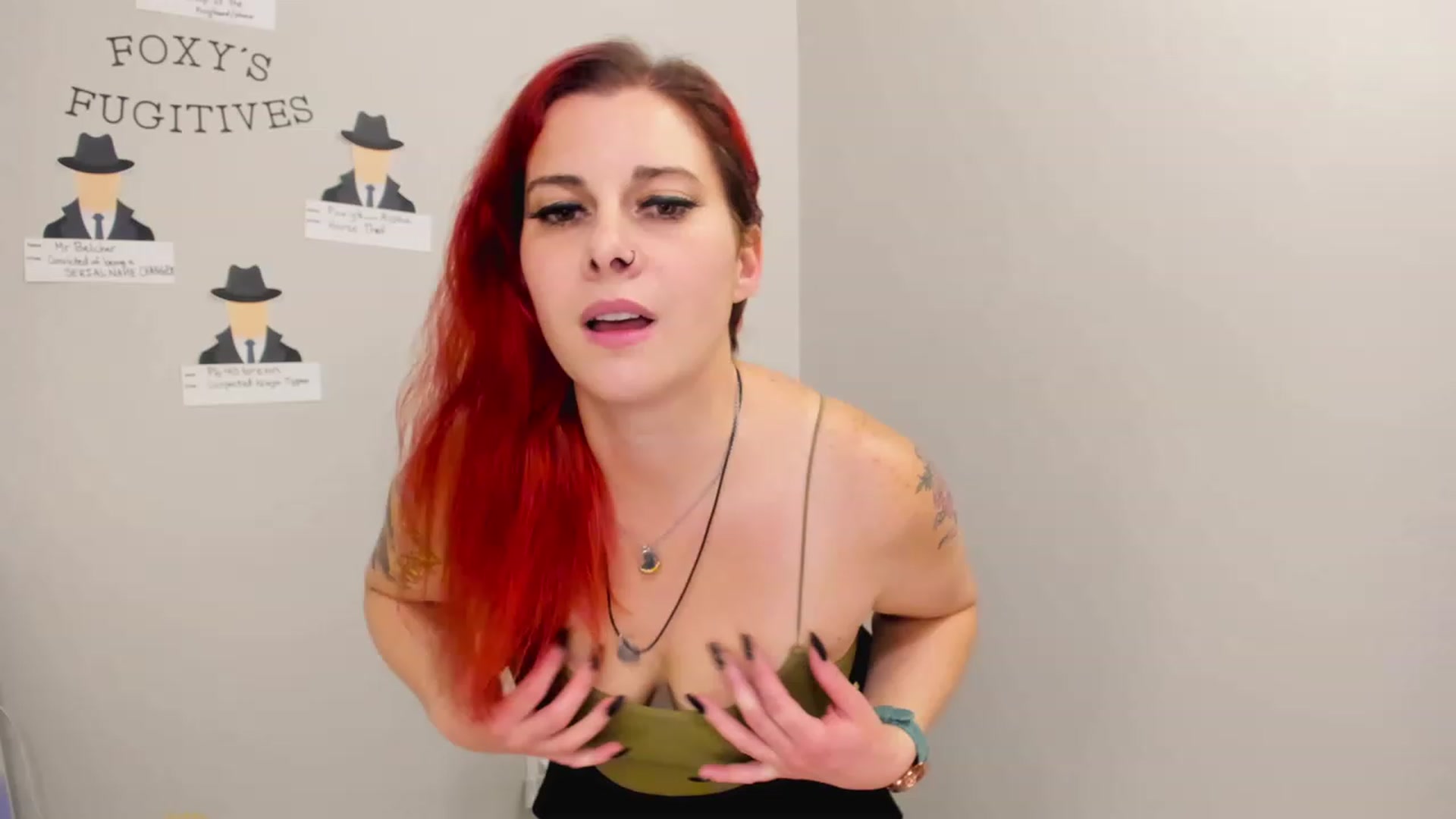 Gallery image thumbnail from FoxyDame's myfreecams stream on, 03/15/2023, 06:21 image 5 of 20