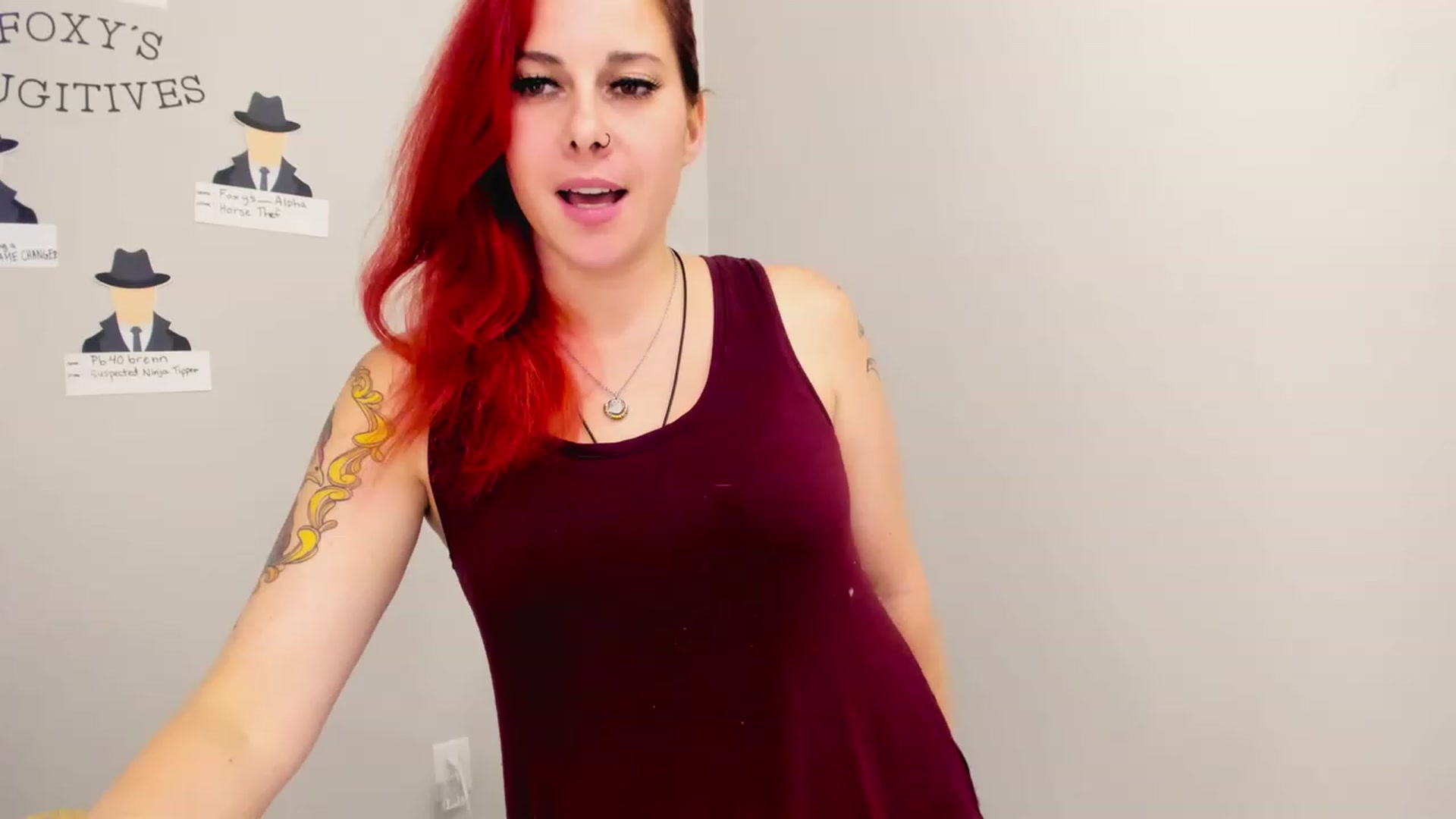 Gallery image thumbnail from FoxyDame's myfreecams stream on, 03/16/2023, 04:35 image 4 of 20