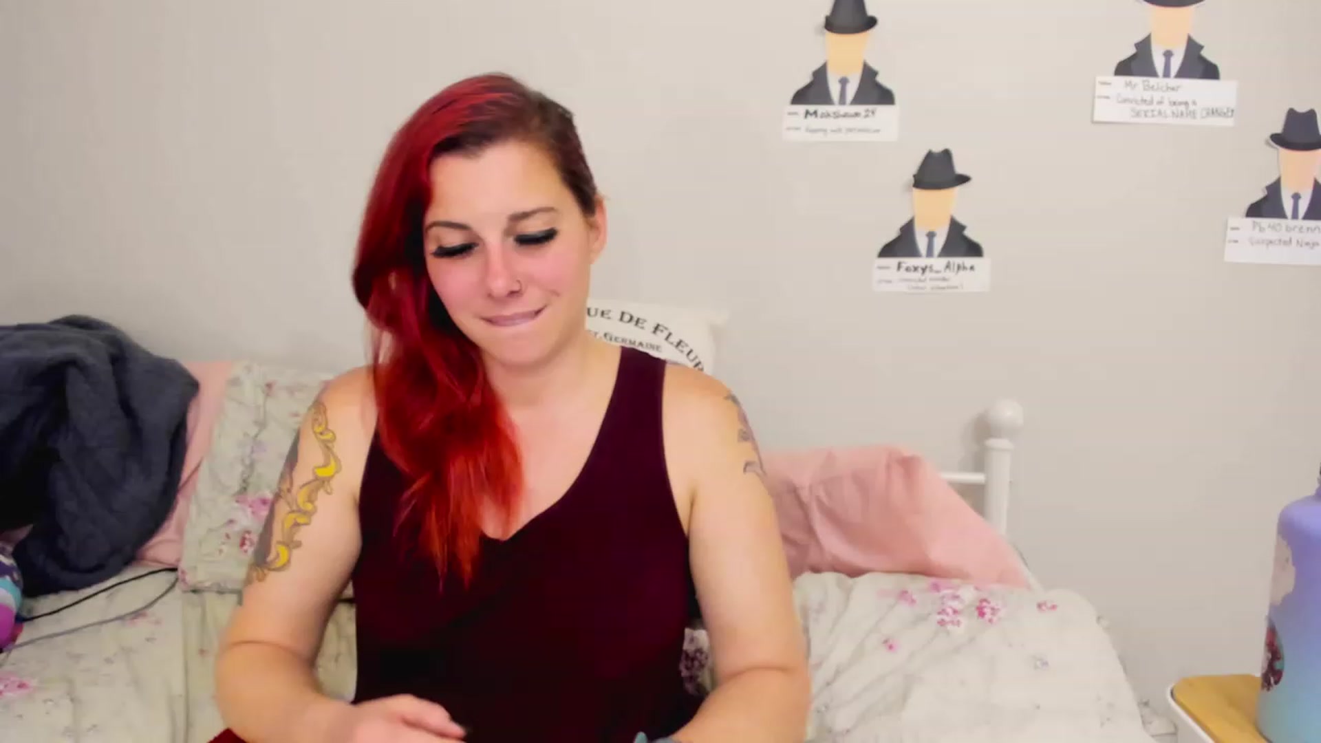 Gallery image thumbnail from FoxyDame's myfreecams stream on, 03/16/2023, 06:01 image 14 of 20