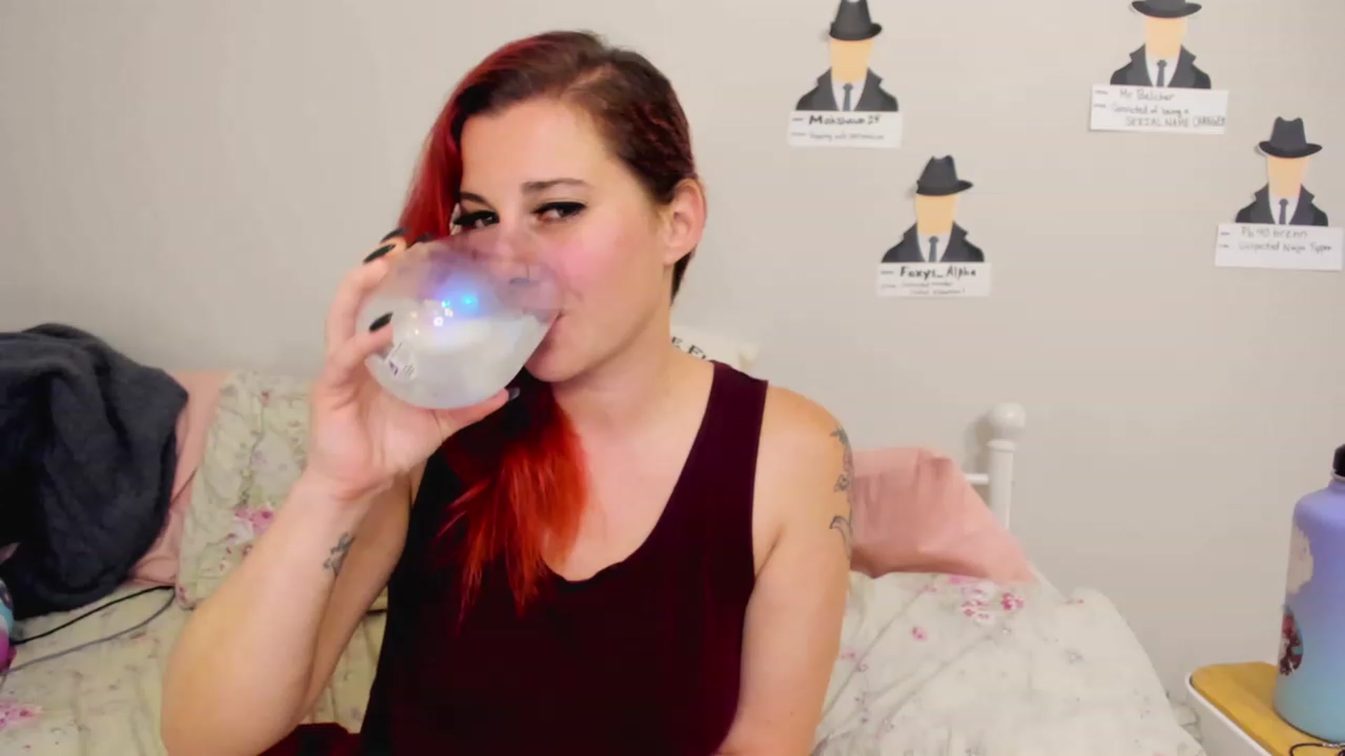 Gallery image thumbnail from FoxyDame's myfreecams stream on, 03/16/2023, 06:01 image 15 of 20