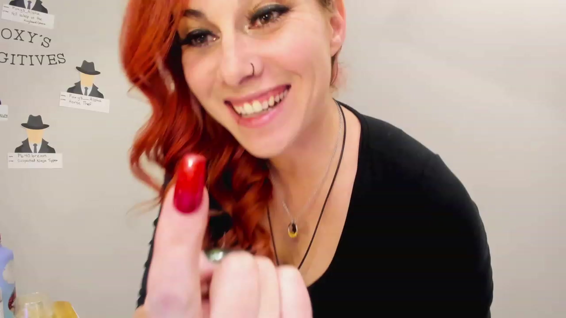 Gallery image thumbnail from FoxyDame's myfreecams stream on, 03/25/2023, 04:57 image 1 of 20