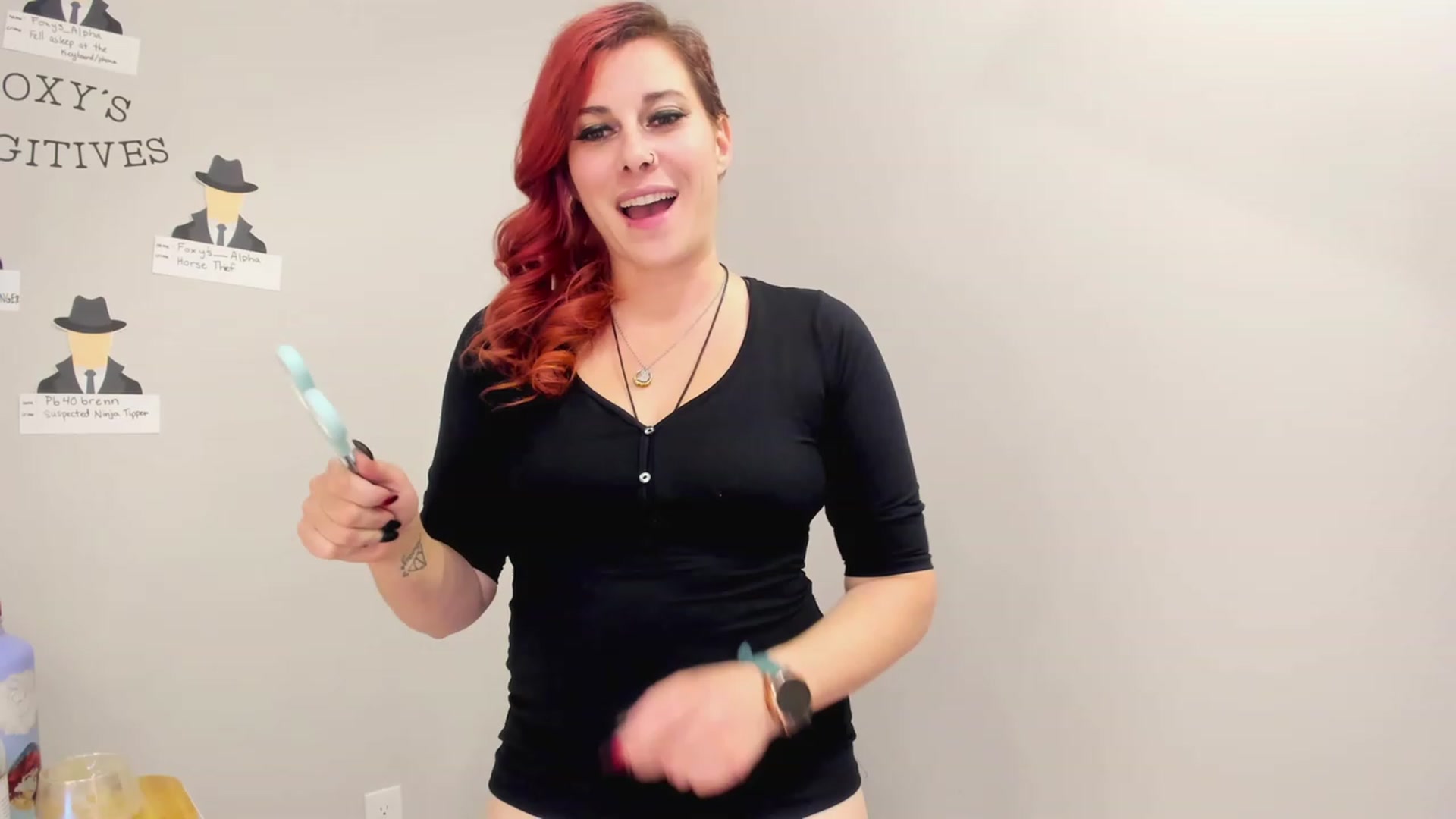 Gallery image thumbnail from FoxyDame's myfreecams stream on, 03/25/2023, 04:57 image 5 of 20