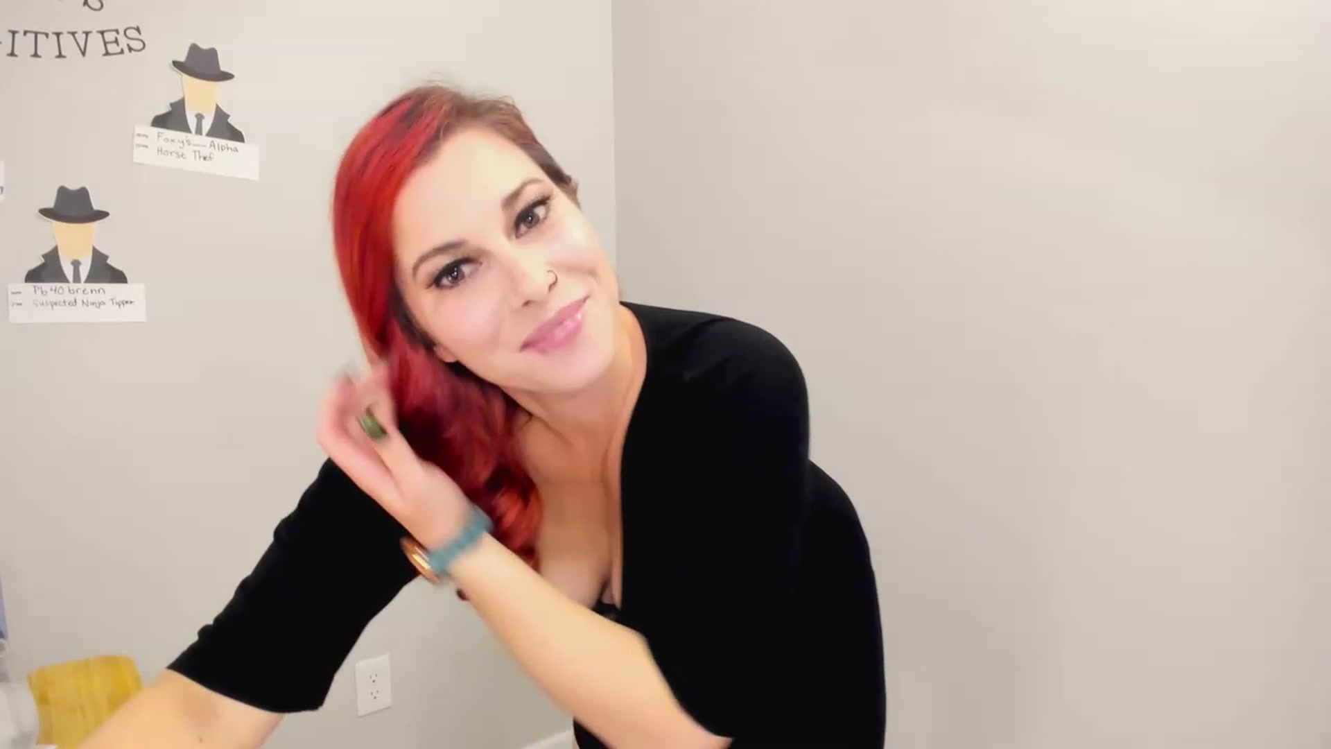 Gallery image thumbnail from FoxyDame's myfreecams stream on, 03/26/2023, 03:52 image 9 of 20