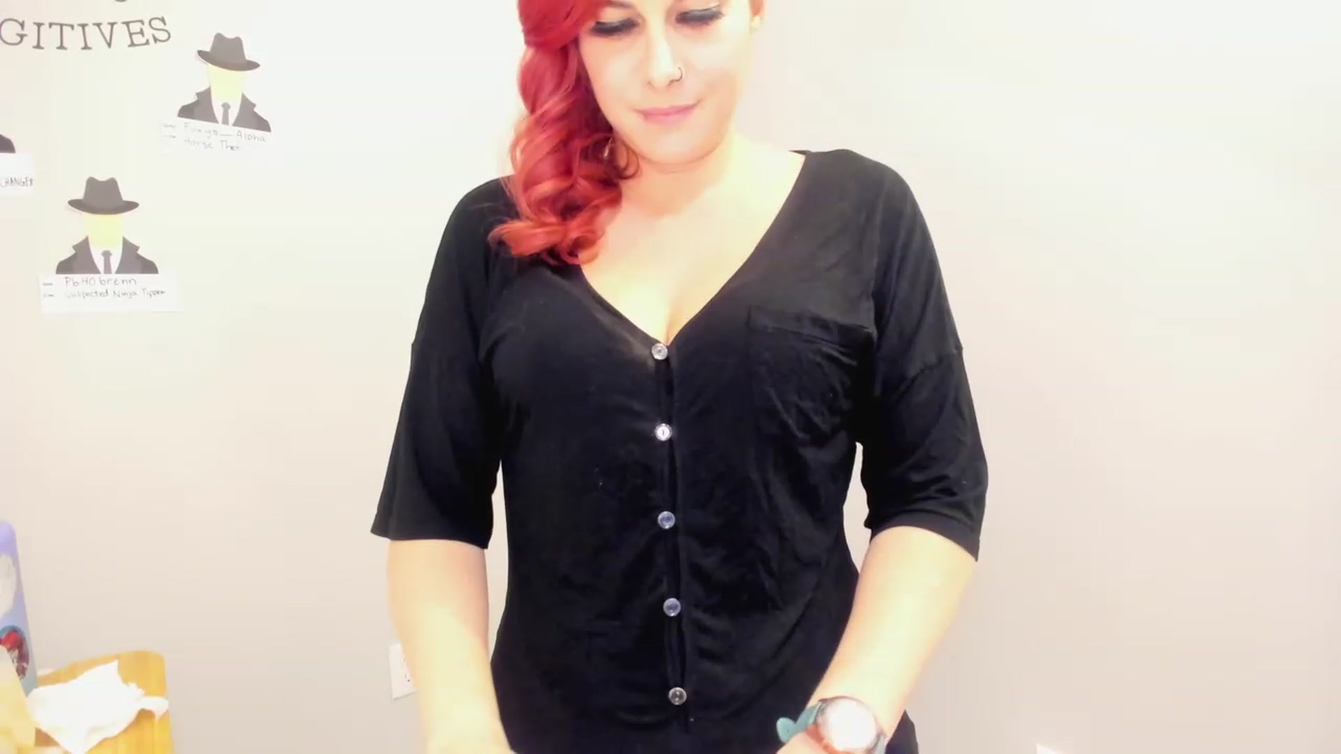 Gallery image thumbnail from FoxyDame's myfreecams stream on, 03/26/2023, 03:52 image 16 of 20