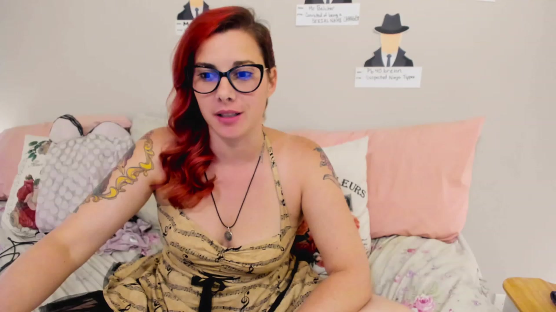 Gallery image thumbnail from FoxyDame's myfreecams stream on, 03/27/2023, 03:01 image 2 of 20