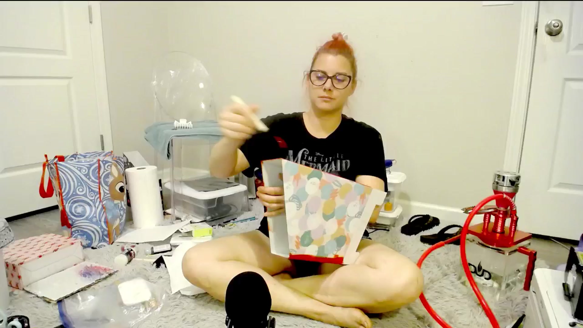 Gallery image thumbnail from FoxyDame's myfreecams stream on, 04/30/2024, 01:57 image 10 of 20