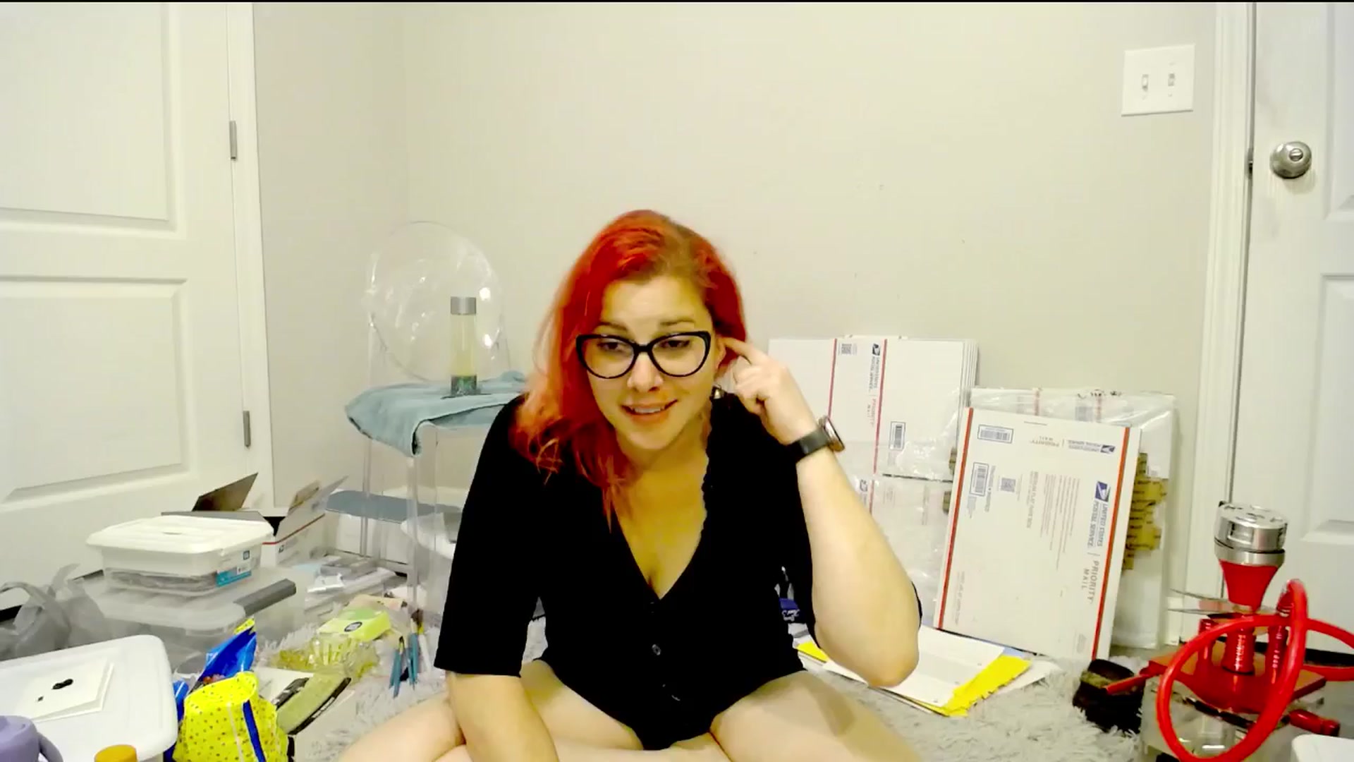 Gallery image thumbnail from FoxyDame's myfreecams stream on, 05/04/2024, 03:16 image 8 of 20