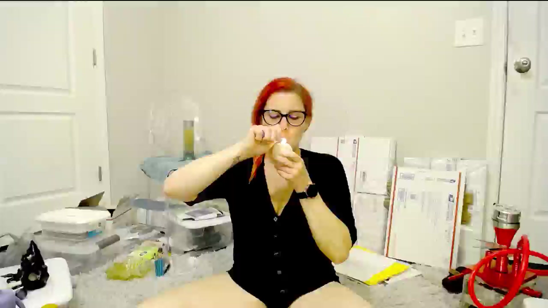Gallery image thumbnail from FoxyDame's myfreecams stream on, 05/04/2024, 03:16 image 3 of 20
