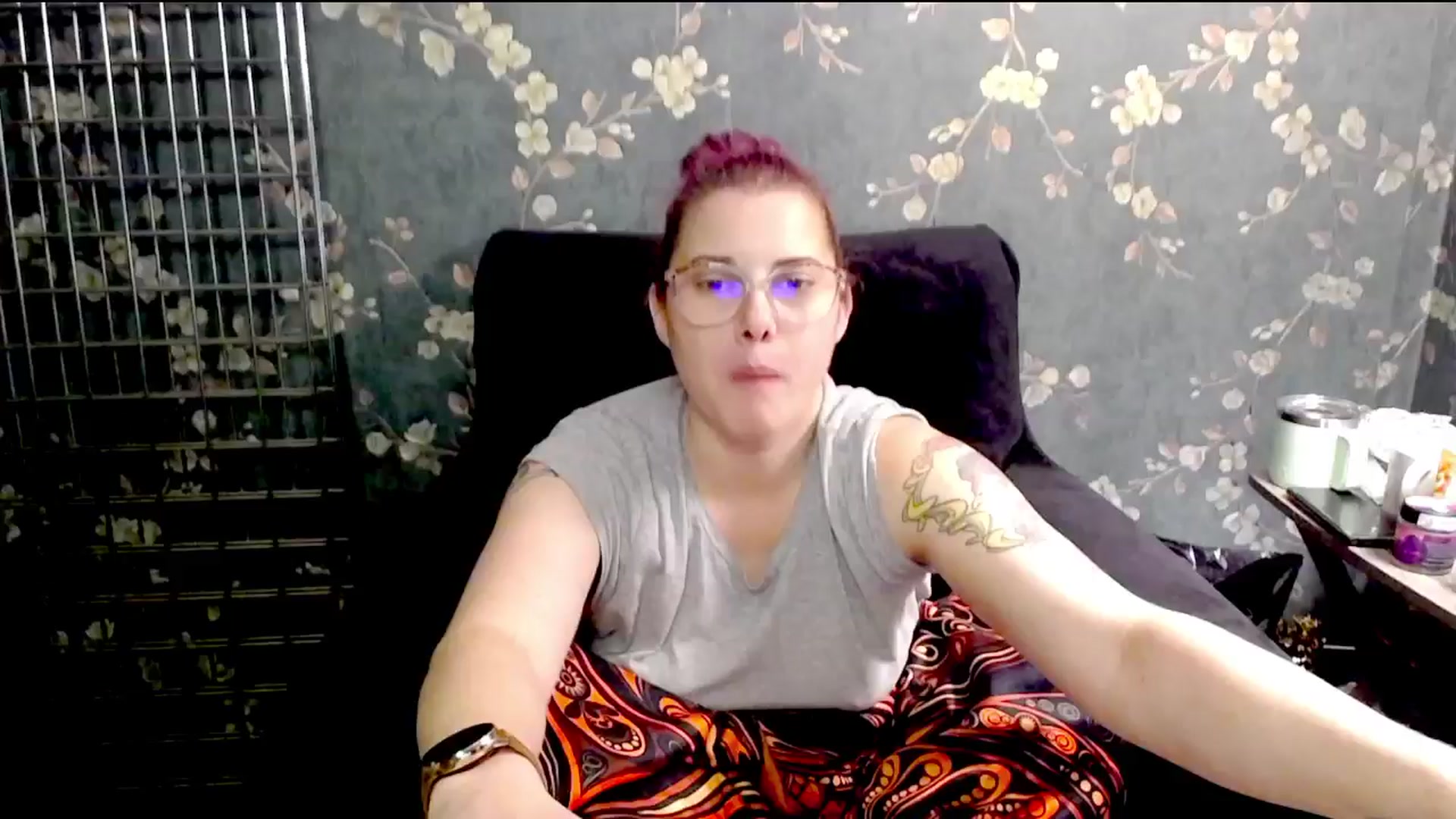 Gallery image thumbnail from FoxyDame's myfreecams stream on, 01/16/2025, 04:43 image 3 of 20