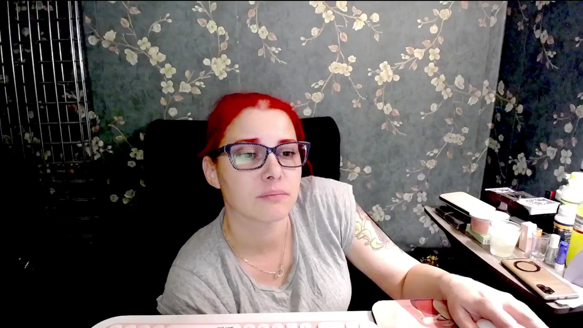 Gallery image thumbnail from FoxyDame's myfreecams stream on, 03/23/2025, 24:56 image 16 of 20