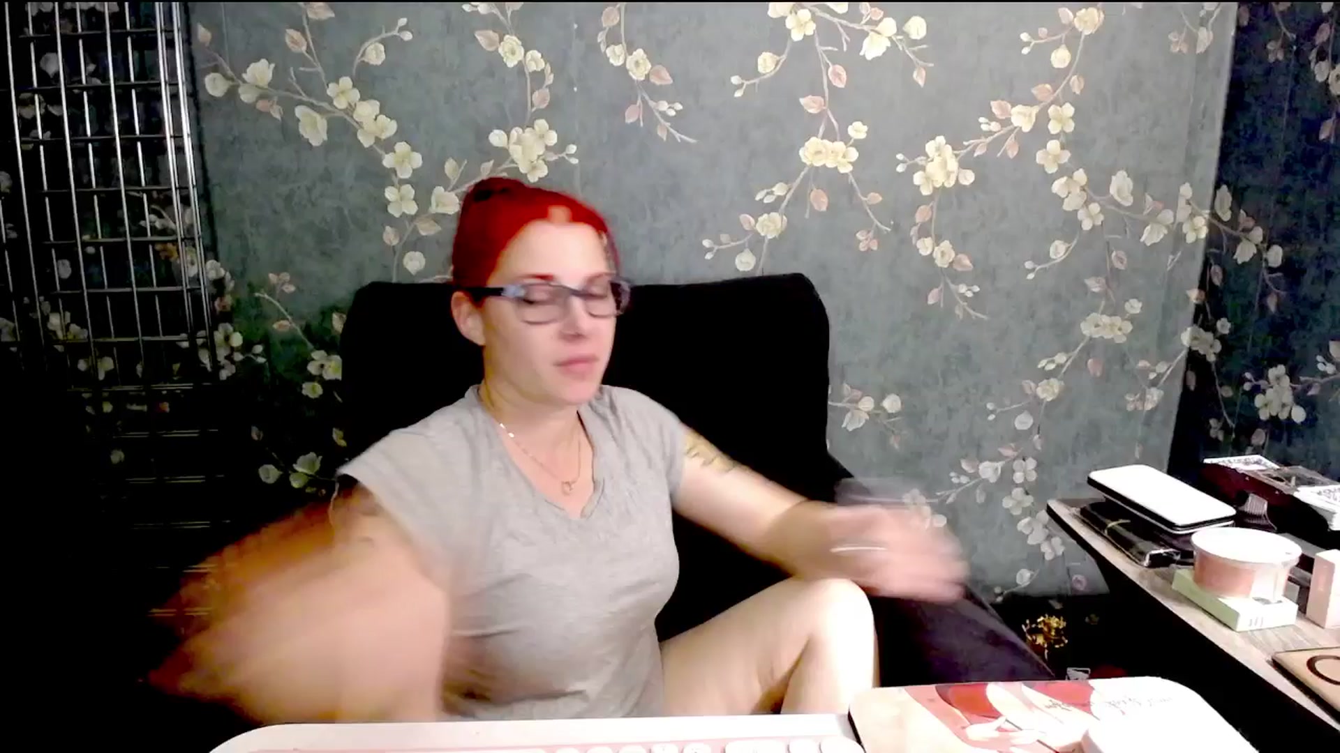 Gallery image thumbnail from FoxyDame's myfreecams stream on, 03/23/2025, 24:56 image 9 of 20