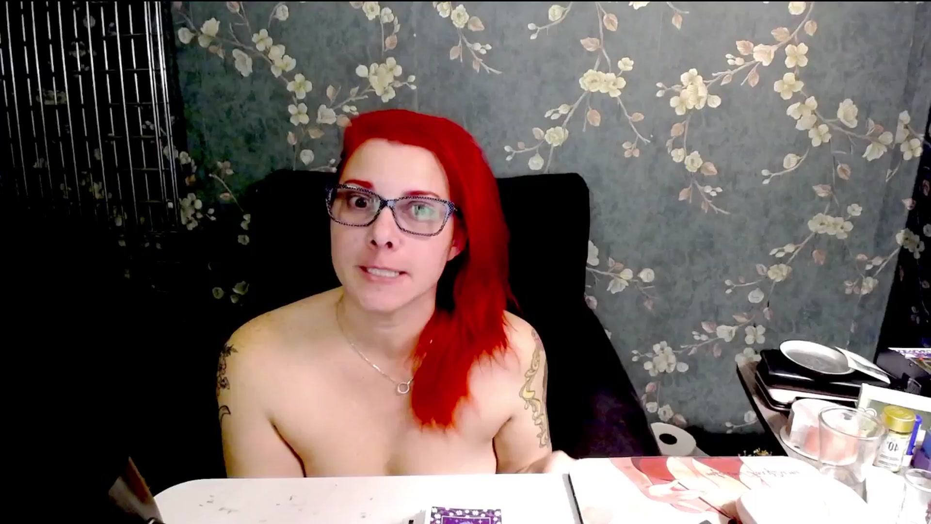 Gallery image thumbnail from FoxyDame's myfreecams stream on, 03/23/2025, 04:21 image 3 of 20