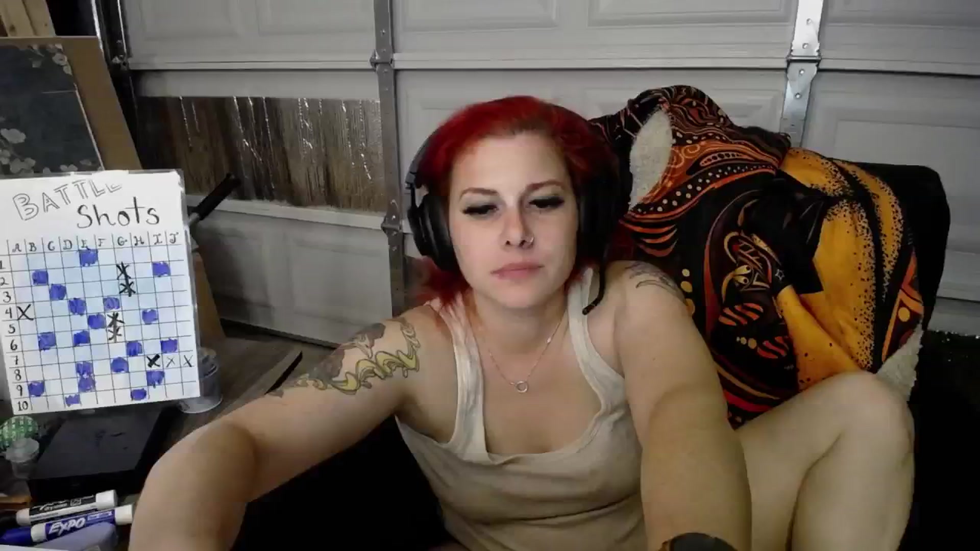 Gallery image thumbnail from FoxyDame's myfreecams stream on, 04/19/2025, 03:53 image 15 of 20