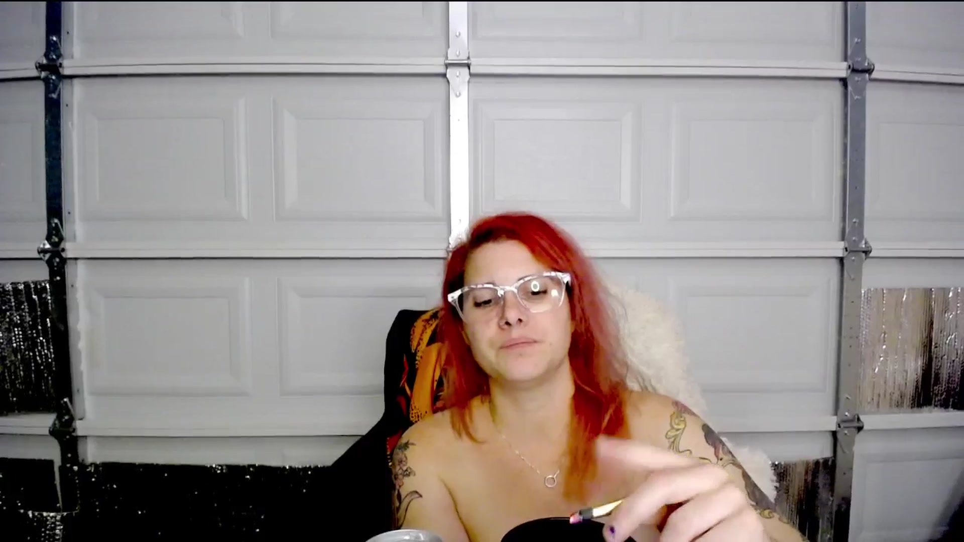 Gallery image thumbnail from FoxyDame's myfreecams stream on, 05/03/2025, 03:16 image 18 of 20