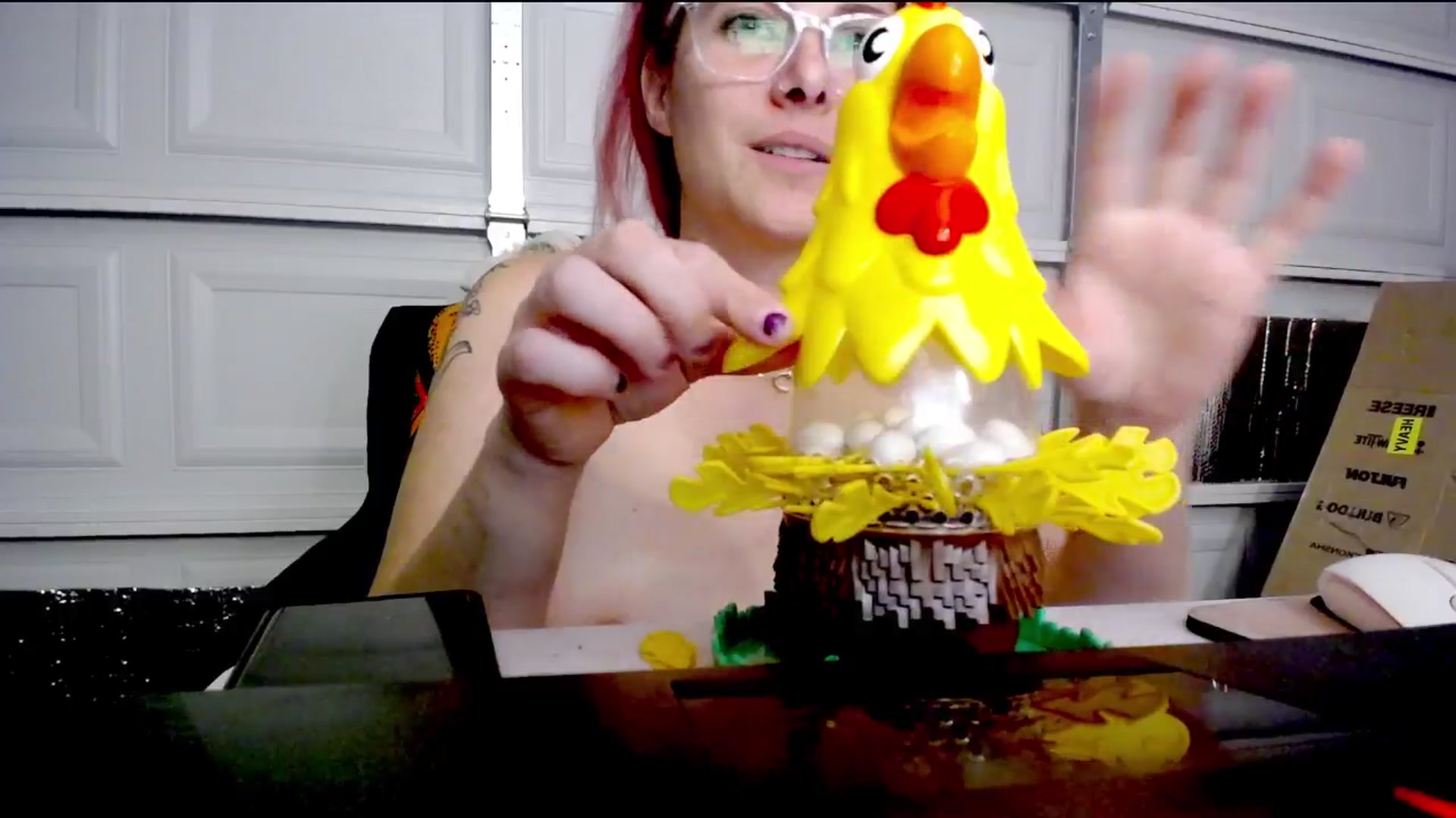 Gallery image thumbnail from FoxyDame's myfreecams stream on, 05/03/2025, 03:16 image 3 of 20