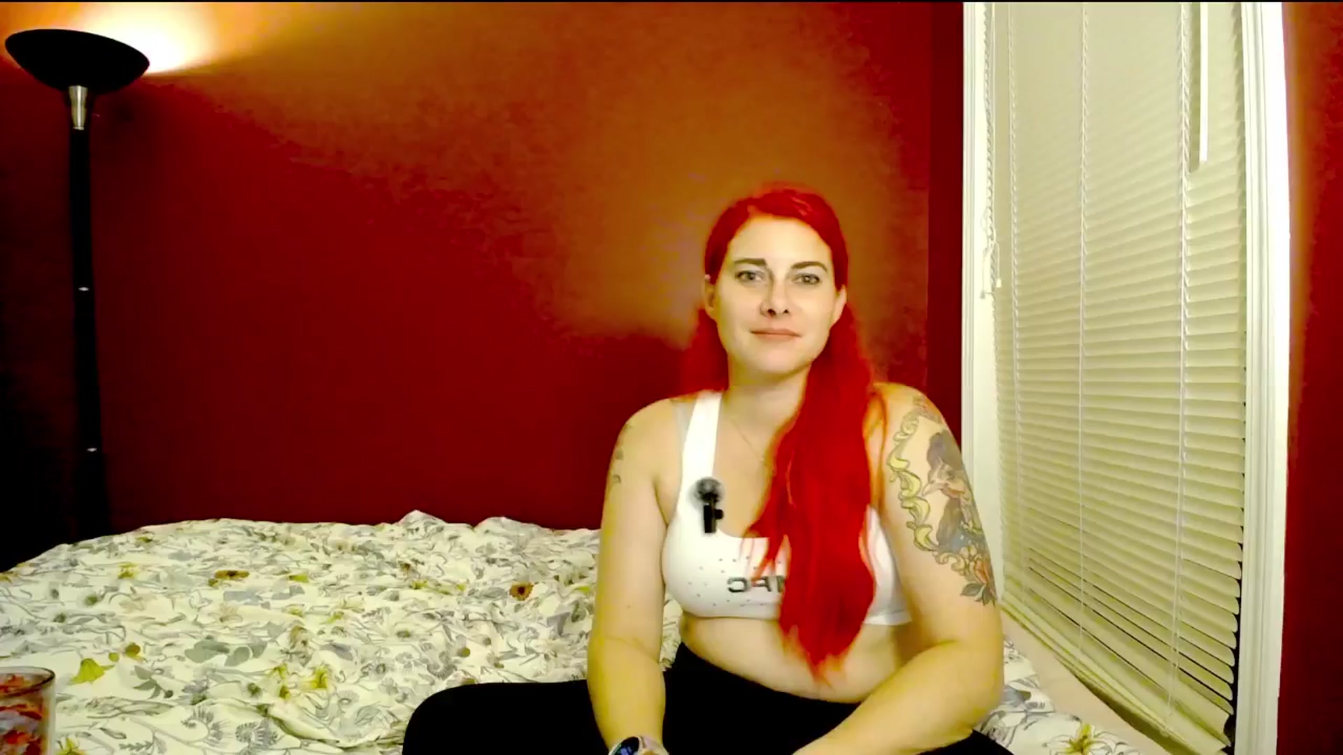 Gallery image thumbnail from FoxyDame's myfreecams stream on, 08/17/2025, 03:33 image 14 of 20