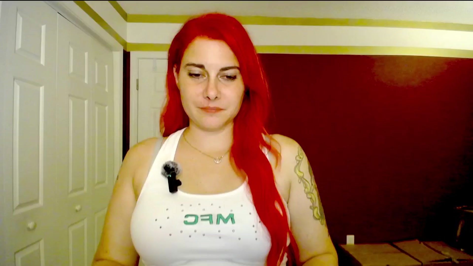 Gallery image thumbnail from FoxyDame's myfreecams stream on, 08/17/2025, 03:33 image 10 of 20