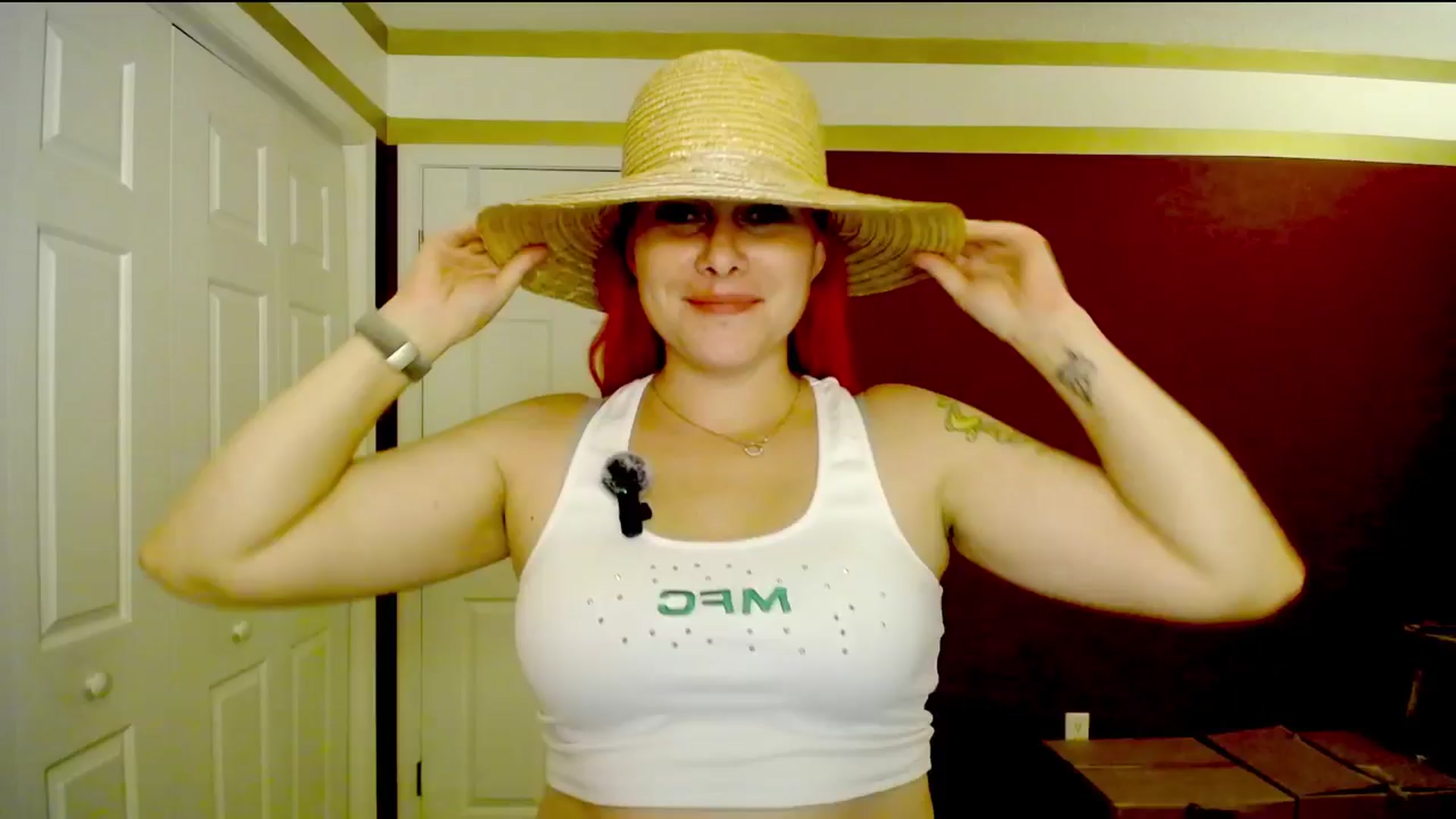Gallery image thumbnail from FoxyDame's myfreecams stream on, 08/17/2025, 03:33 image 9 of 20
