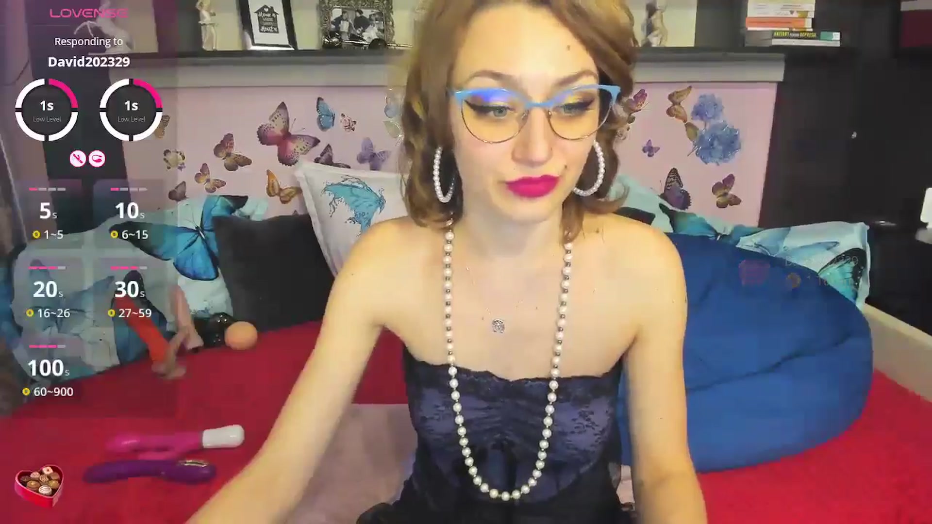 Gallery image thumbnail from FoxyDom69's myfreecams stream on, 12/16/2024, 12:36 image 9 of 20