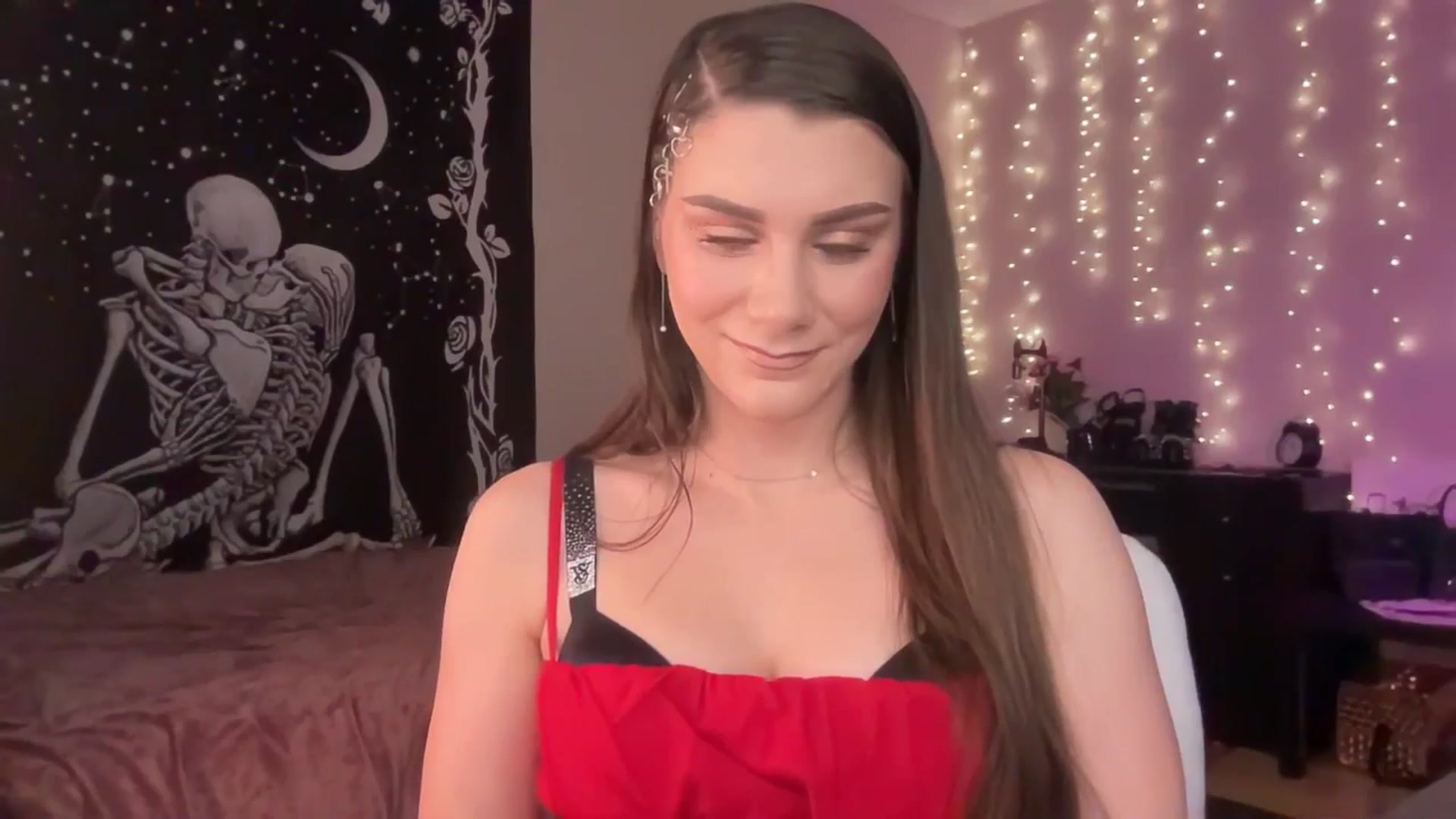 Gallery image thumbnail from FoxyHeartz's myfreecams stream on, 02/17/2025, 12:49 image 20 of 20