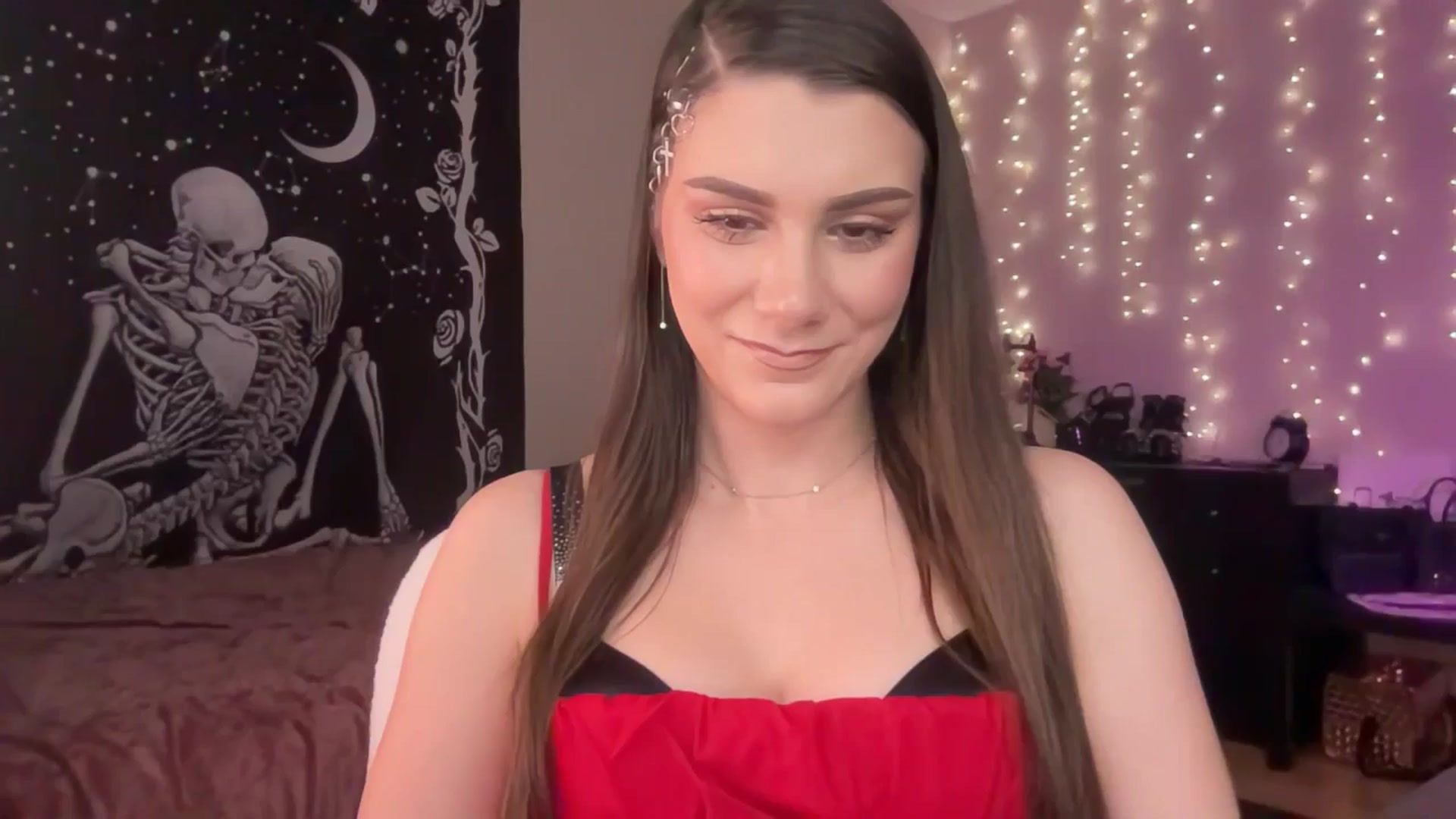Gallery image thumbnail from FoxyHeartz's myfreecams stream on, 02/17/2025, 14:41 image 9 of 20