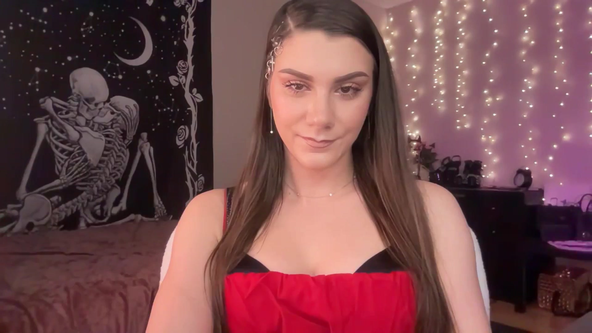 Gallery image thumbnail from FoxyHeartz's myfreecams stream on, 02/17/2025, 14:41 image 14 of 20