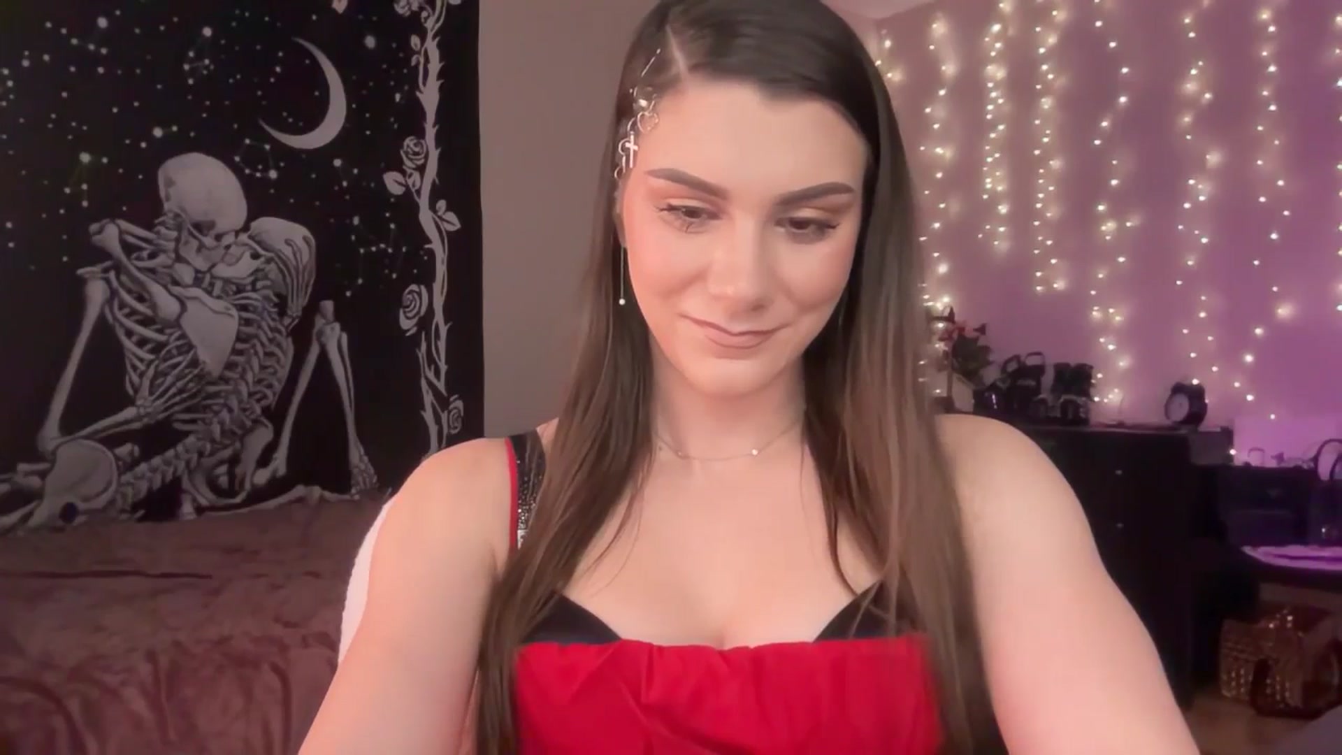 Gallery image thumbnail from FoxyHeartz's myfreecams stream on, 02/17/2025, 14:41 image 11 of 20
