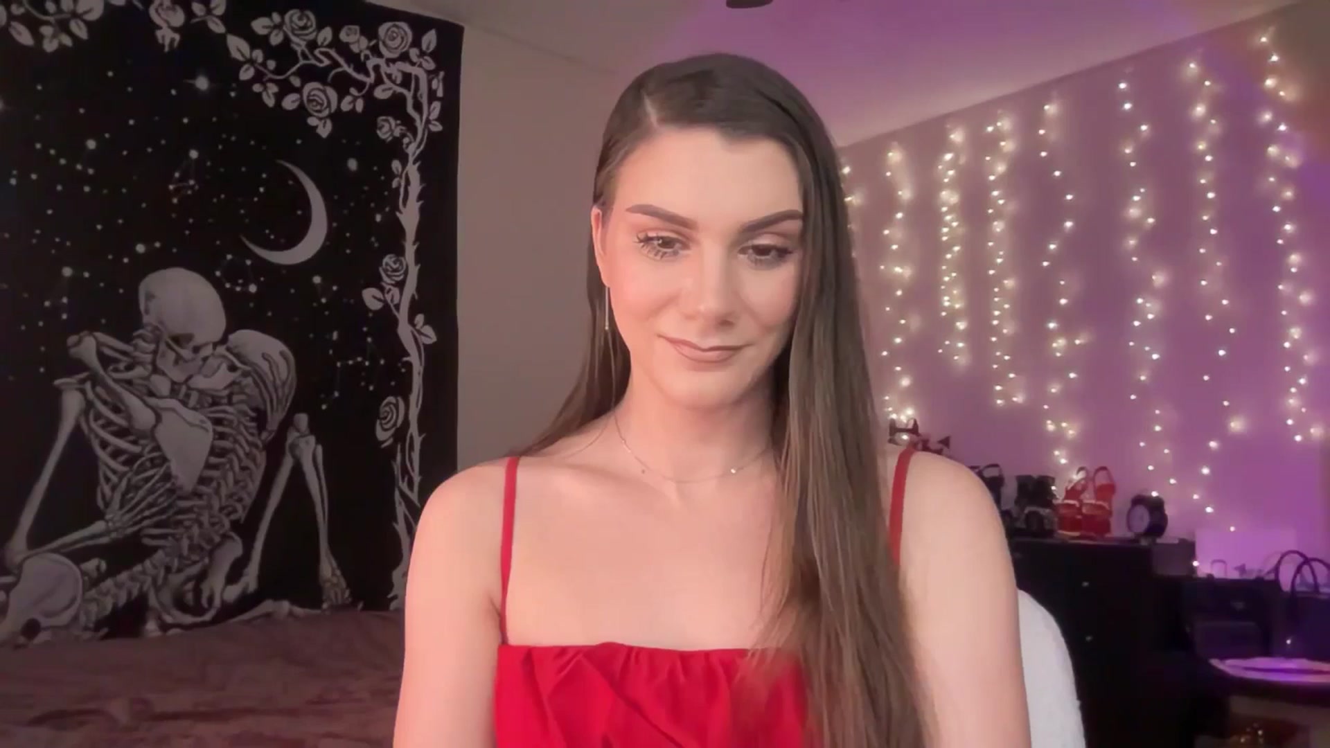 Gallery image thumbnail from FoxyHeartz's myfreecams stream on, 02/18/2025, 10:32 image 13 of 20