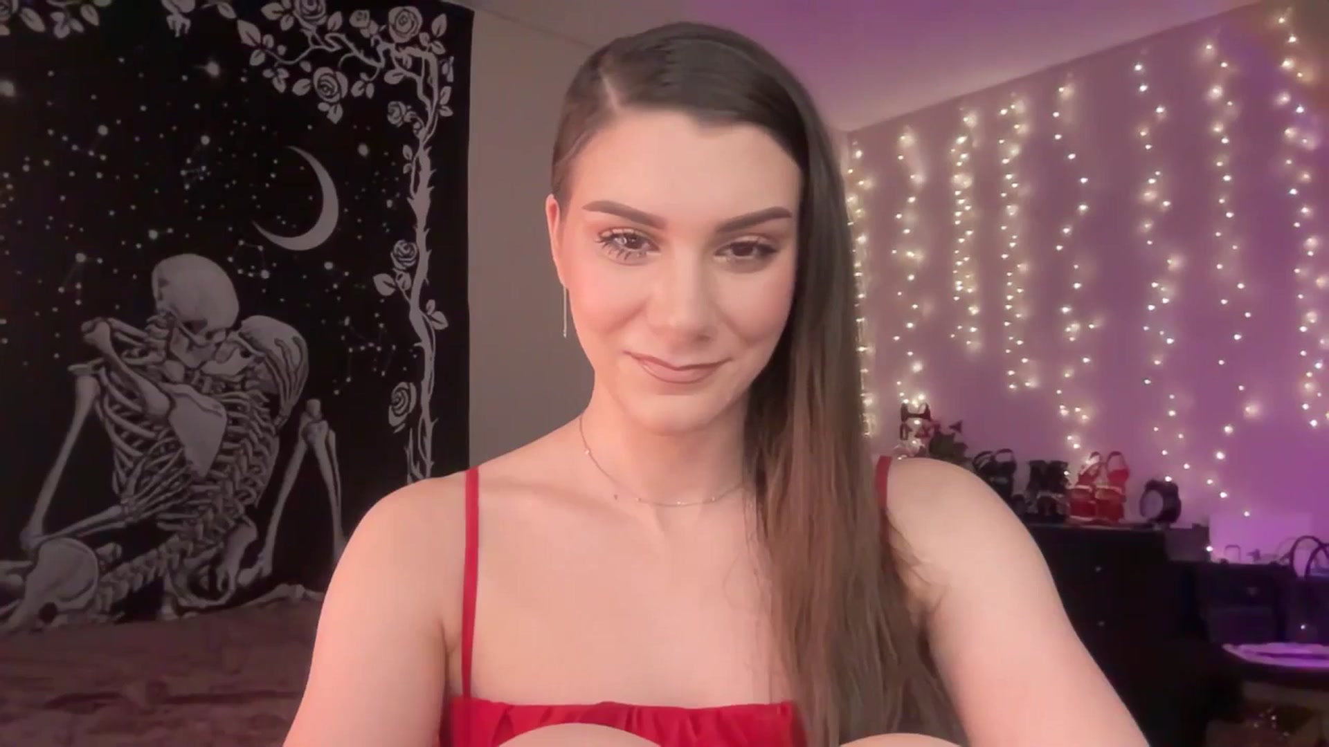 Gallery image thumbnail from FoxyHeartz's myfreecams stream on, 02/18/2025, 10:32 image 4 of 20
